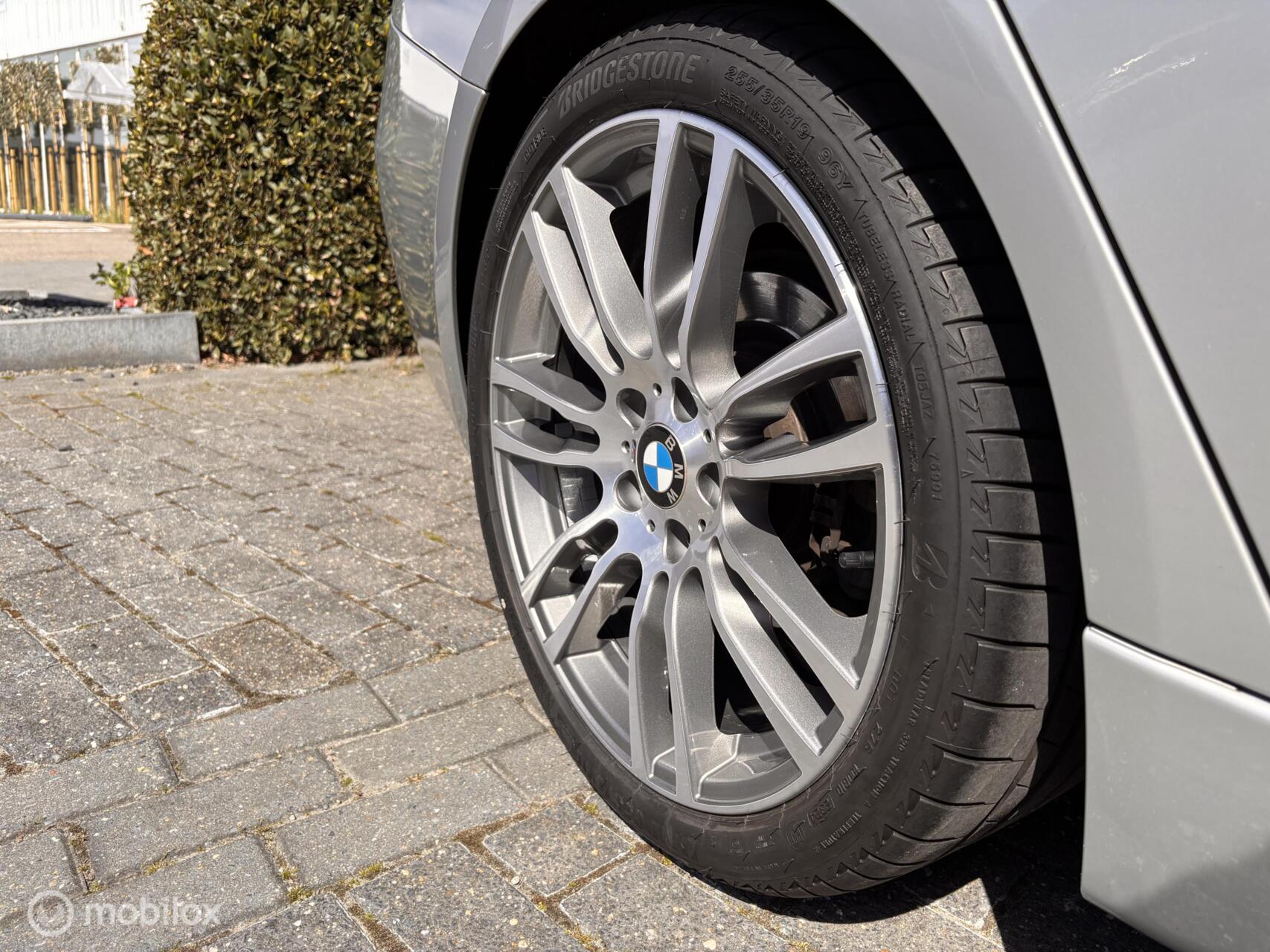 Foto van BMW 320i