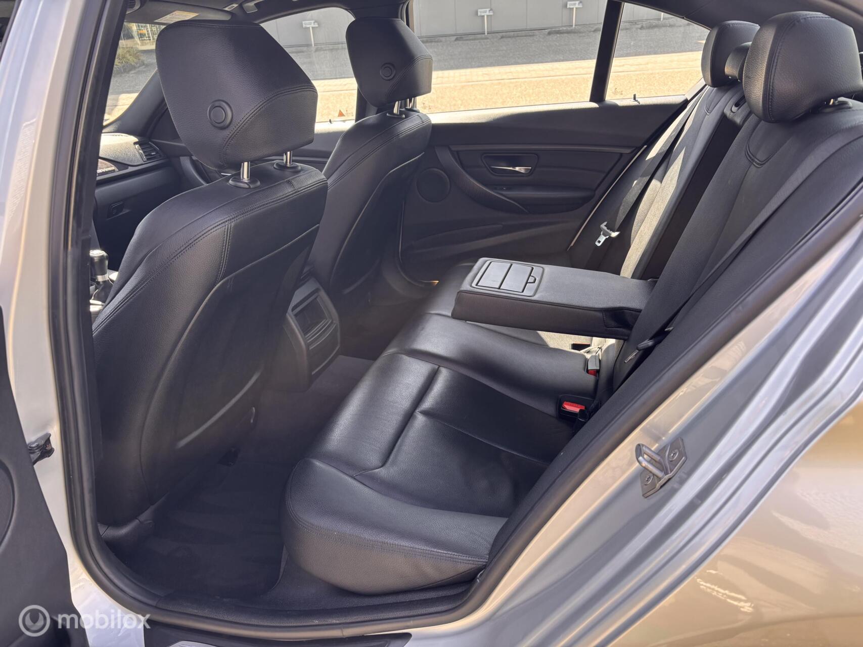 Foto van BMW 320i