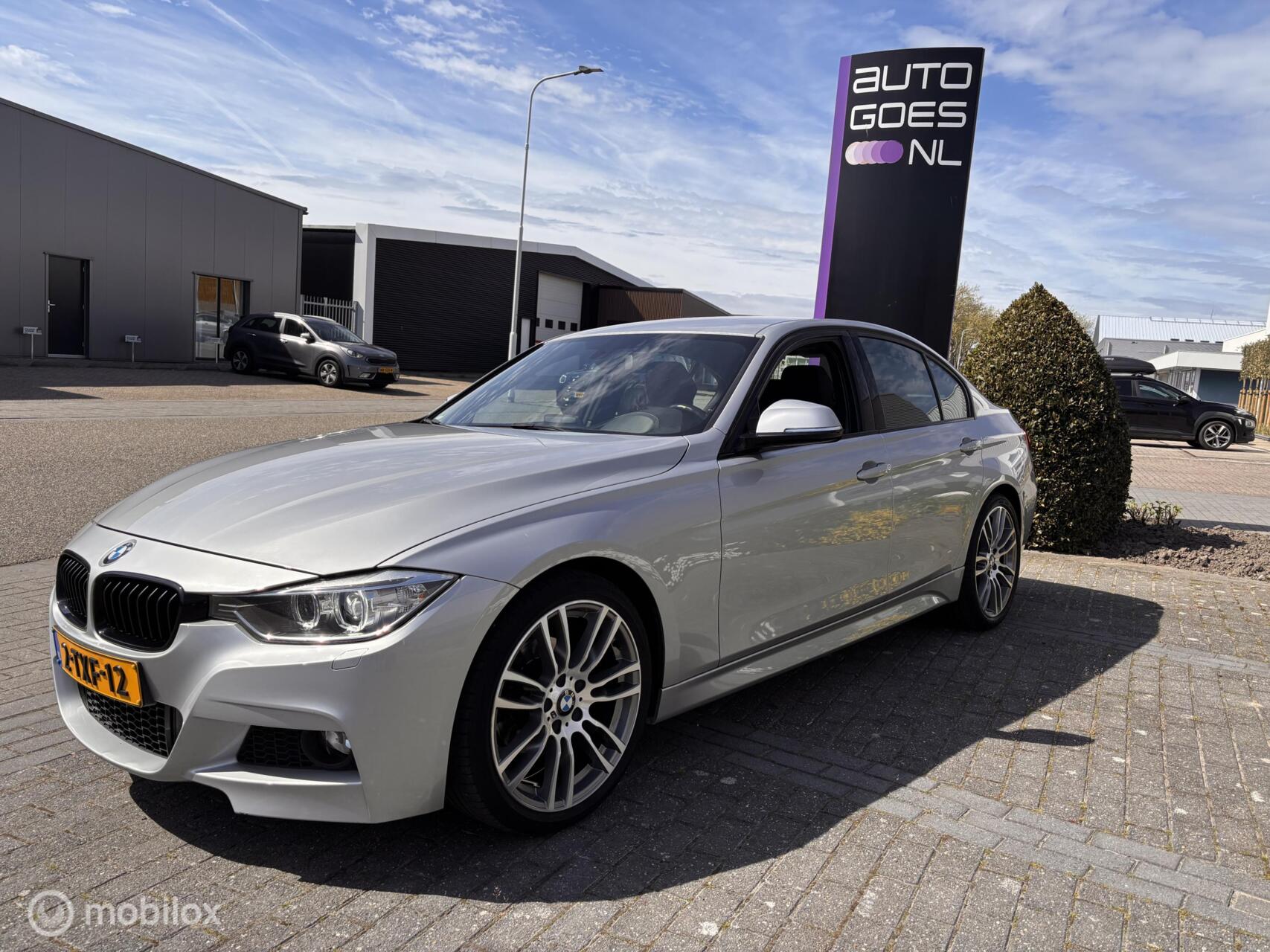 Foto van BMW 320i