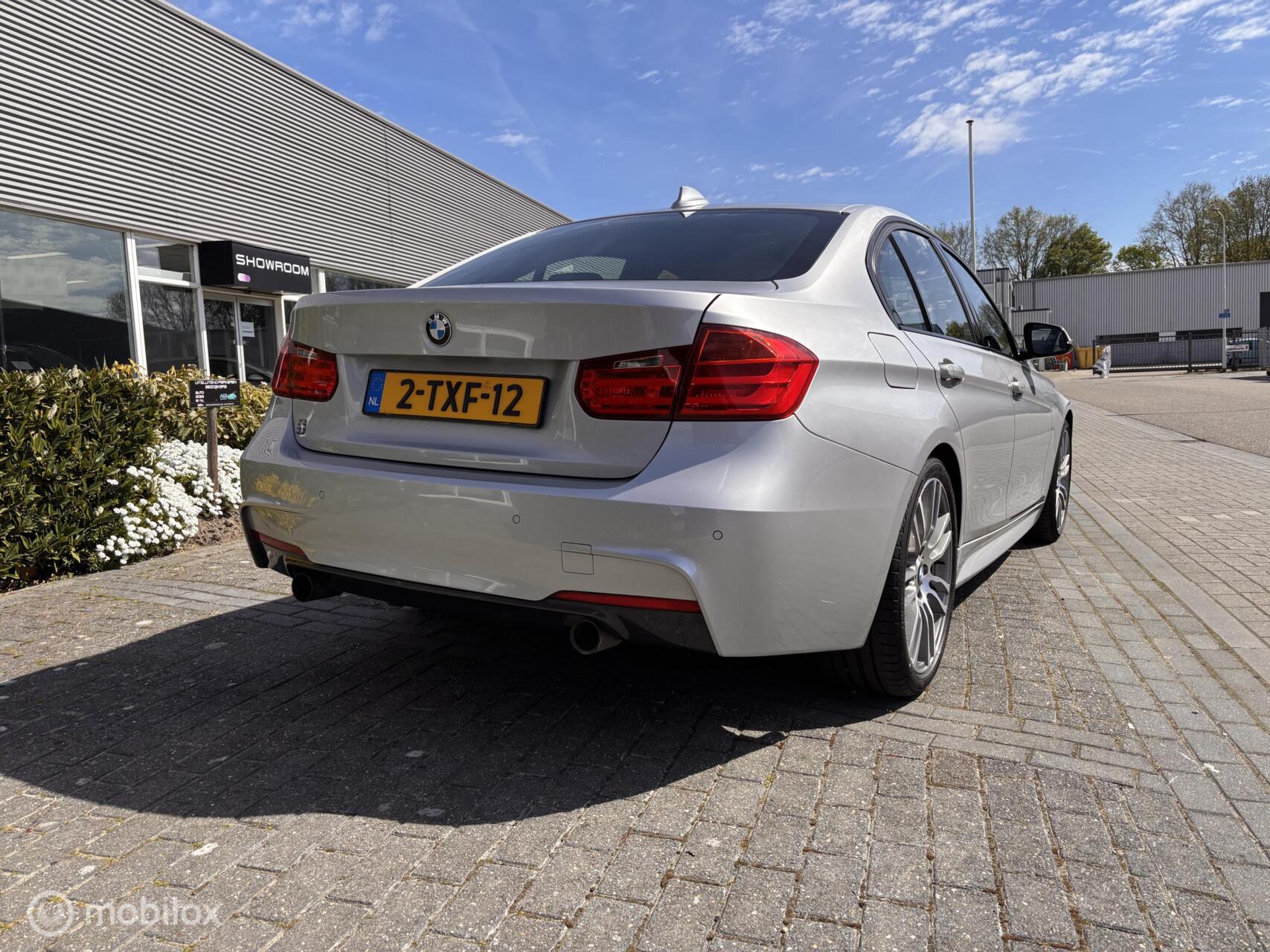 Foto van BMW 320i