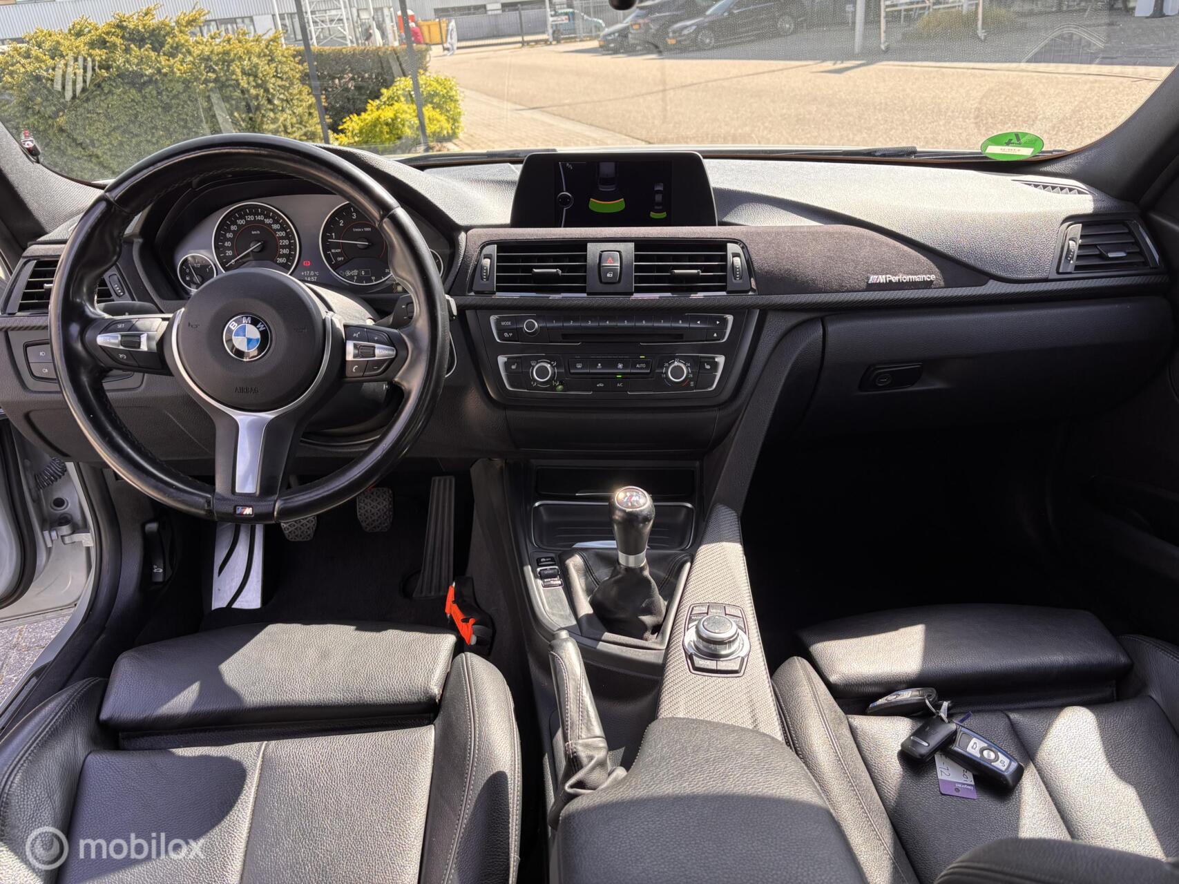 Foto van BMW 320i