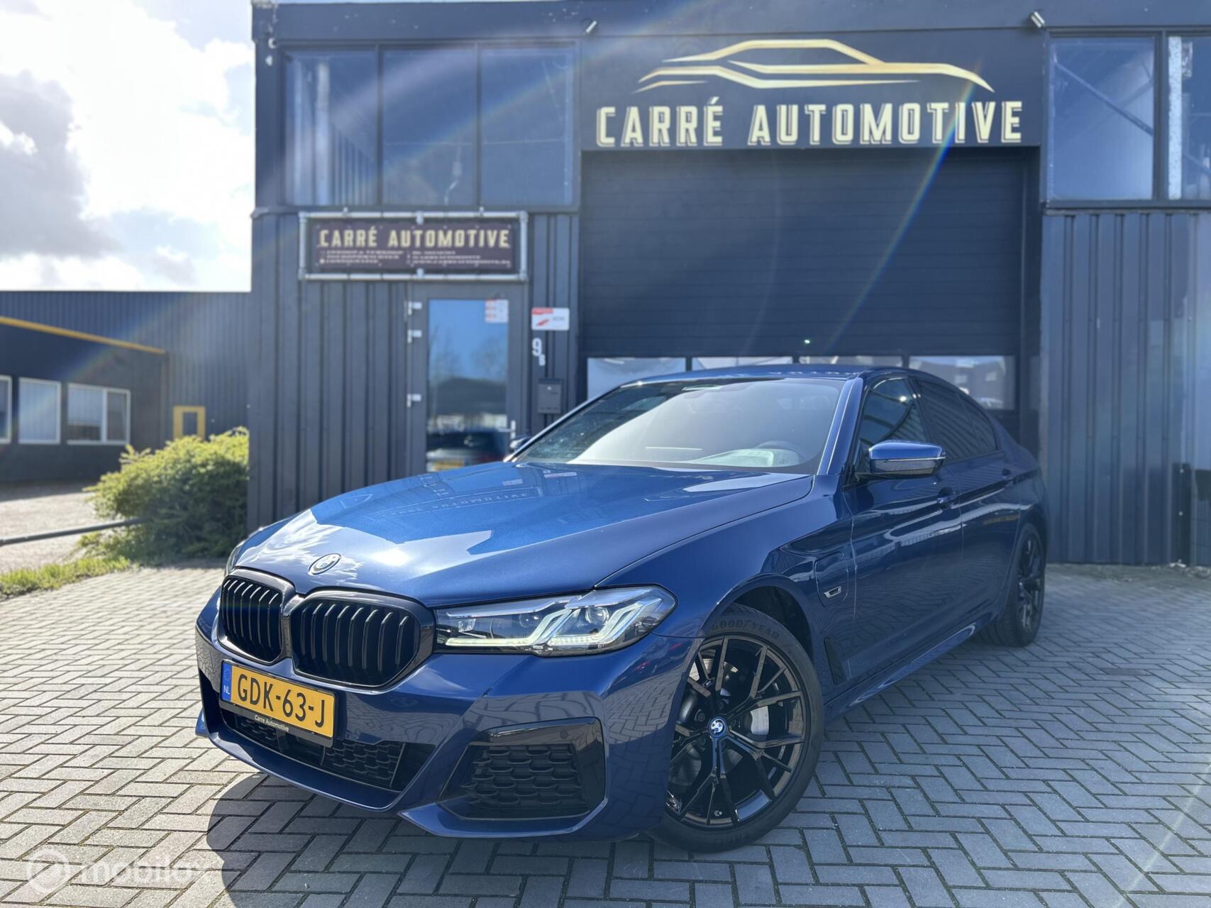 BMW 530e xDrive 530e xDrive M-Sport Pro Pakket | Stoelverw. | Trekhaak | Sfeerverlichting 2022 - voorkant