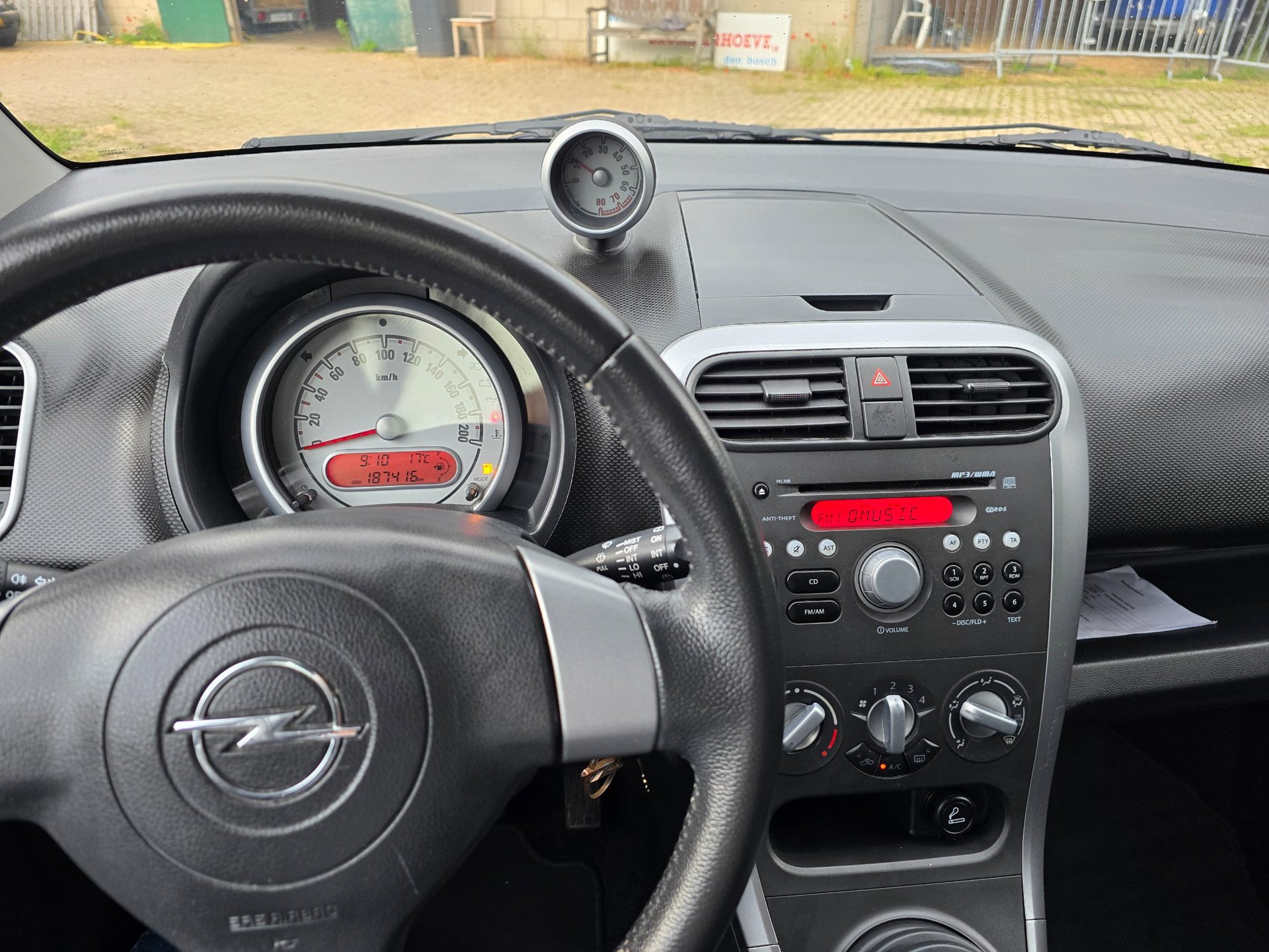 Foto van Opel Agila
