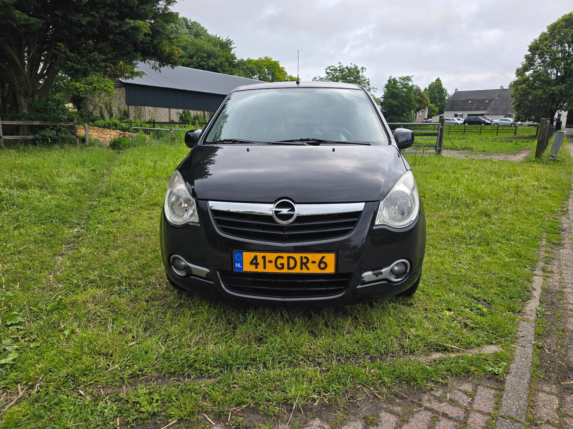 Foto van Opel Agila