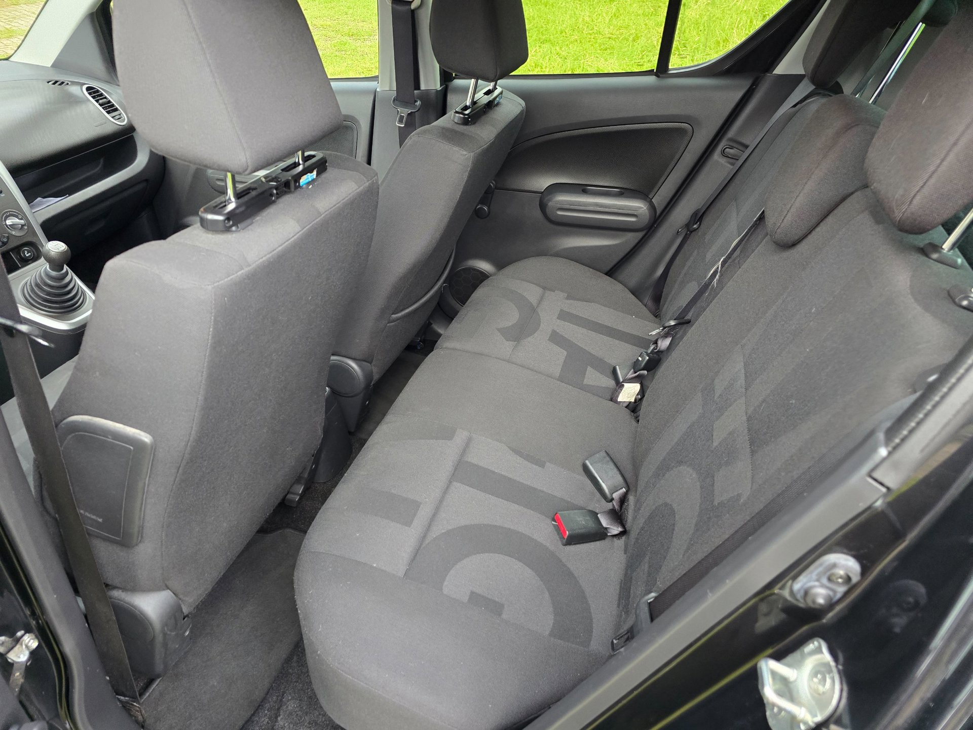 Foto van Opel Agila