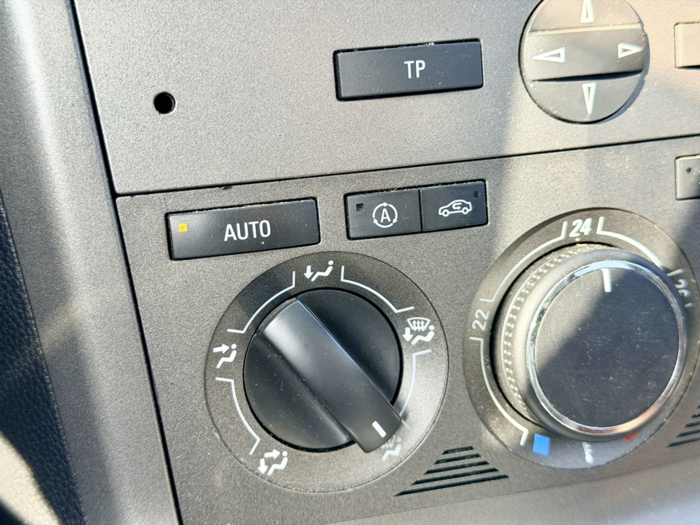 Foto van Opel Antara