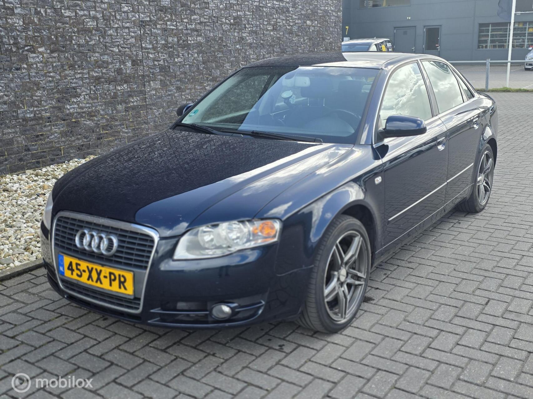 Audi Audi A4 1.8 Turbo Advance - Automaat - Trekhaak 2007 - voorkant