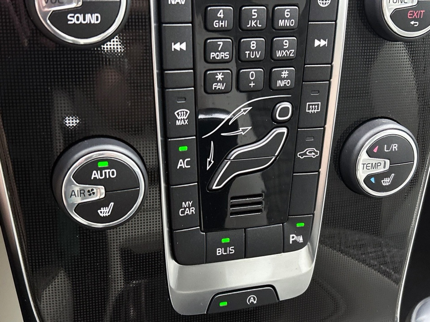 Foto van Volvo V40 Cross Country