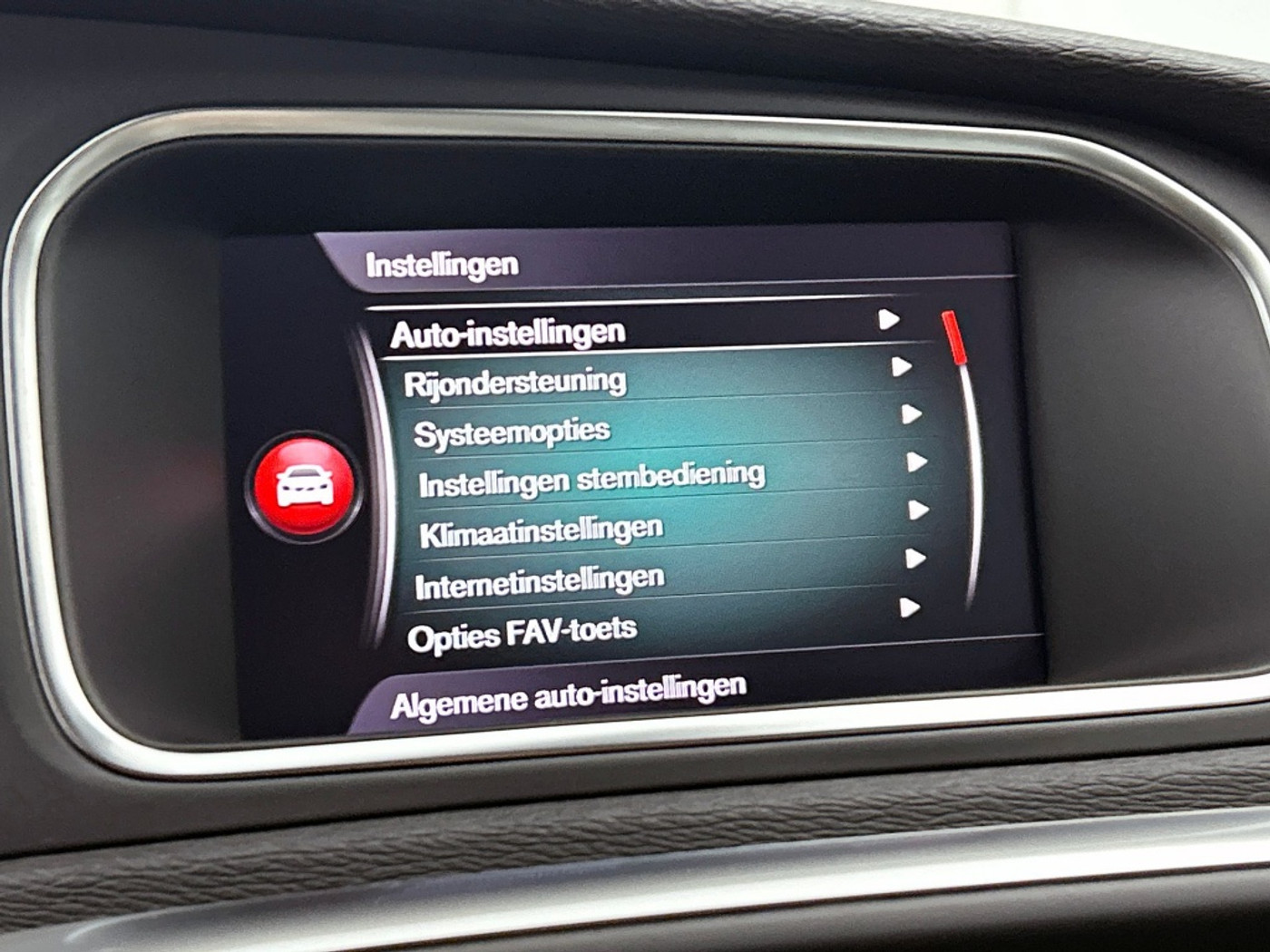 Foto van Volvo V40 Cross Country