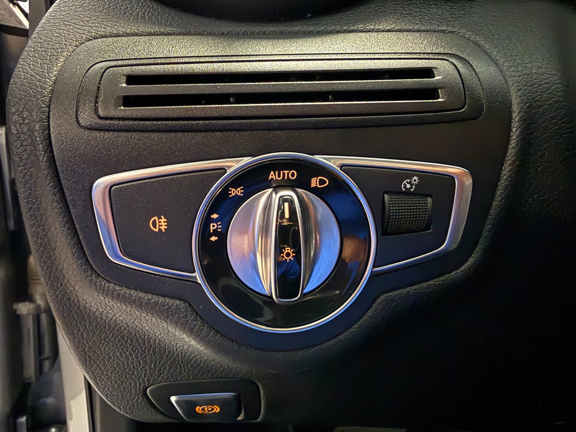 Foto van Mercedes-Benz C 180