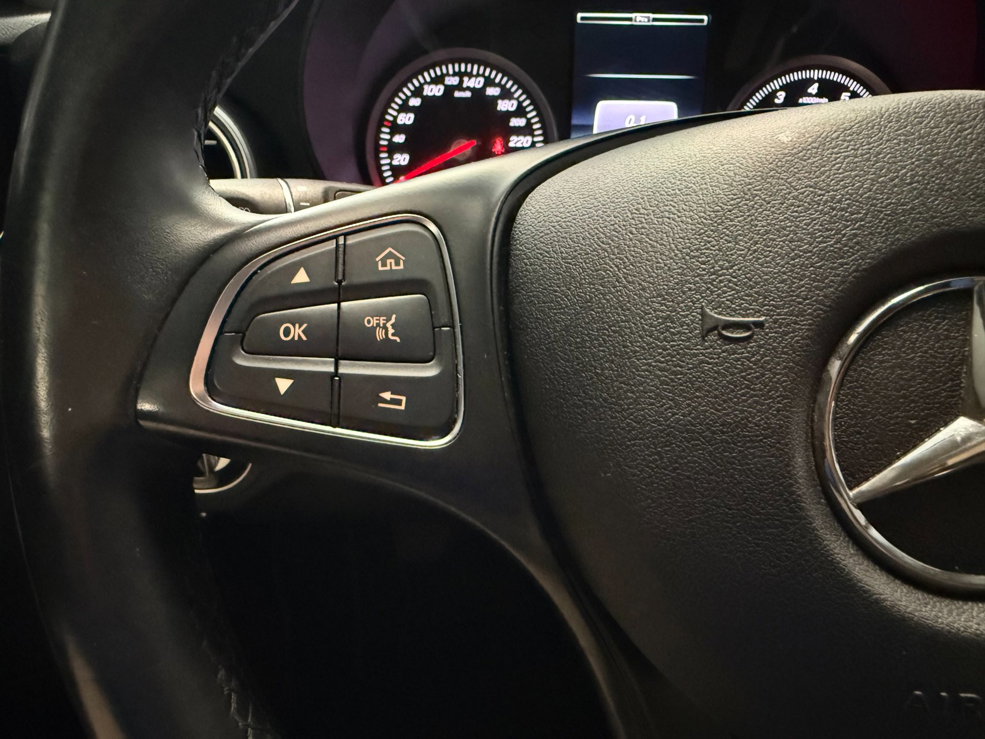 Foto van Mercedes-Benz C 180