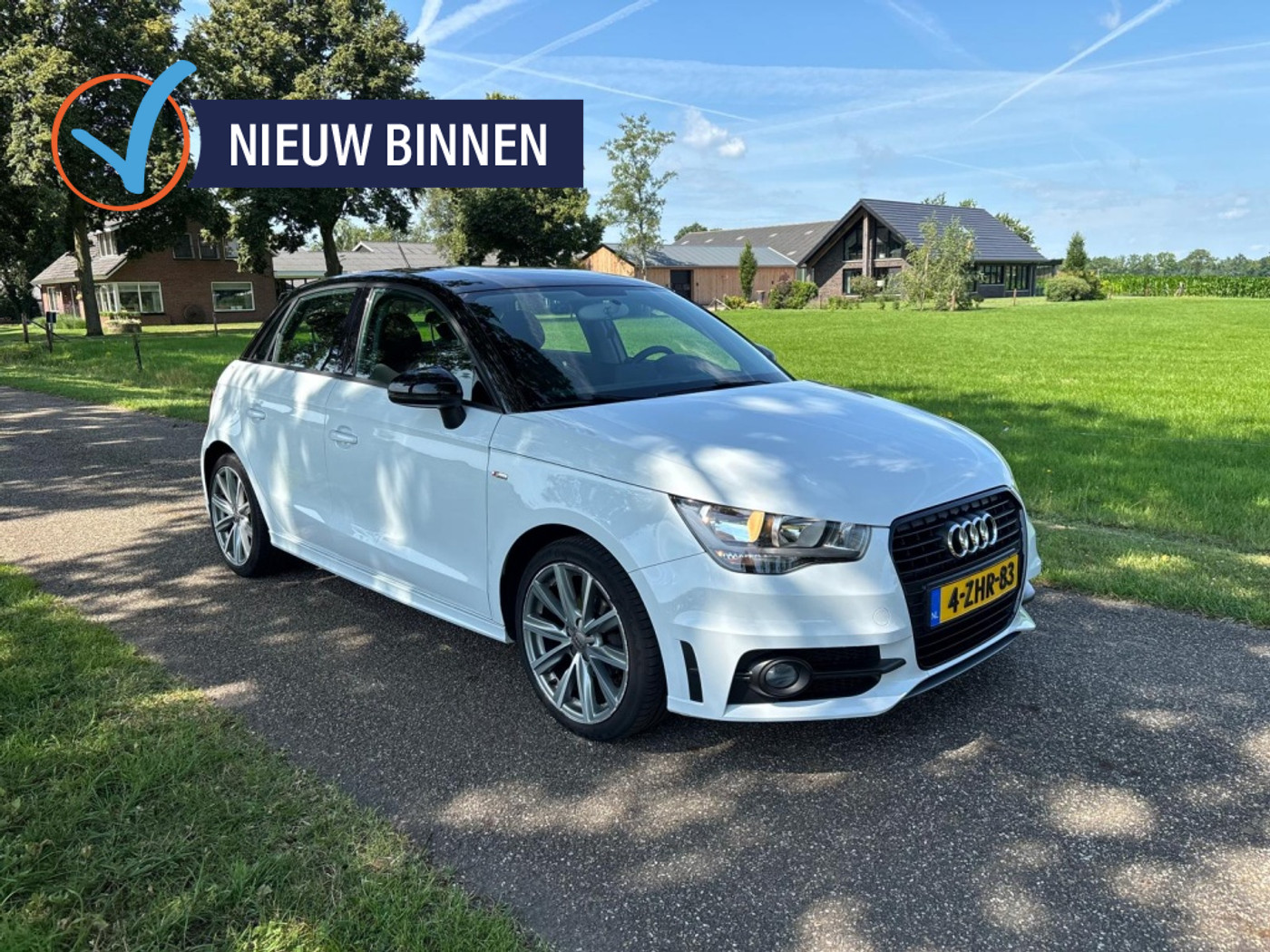 Audi A1 Sportback 1.2 TFSI S-Line | Navigatie | 5-deurs | Licht metaal | Cruise | 2014 - voorkant