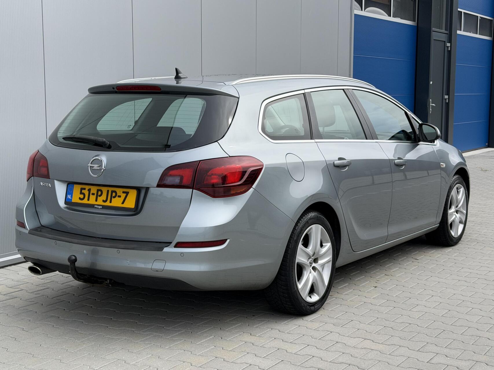 Foto van Opel Astra Sports Tourer