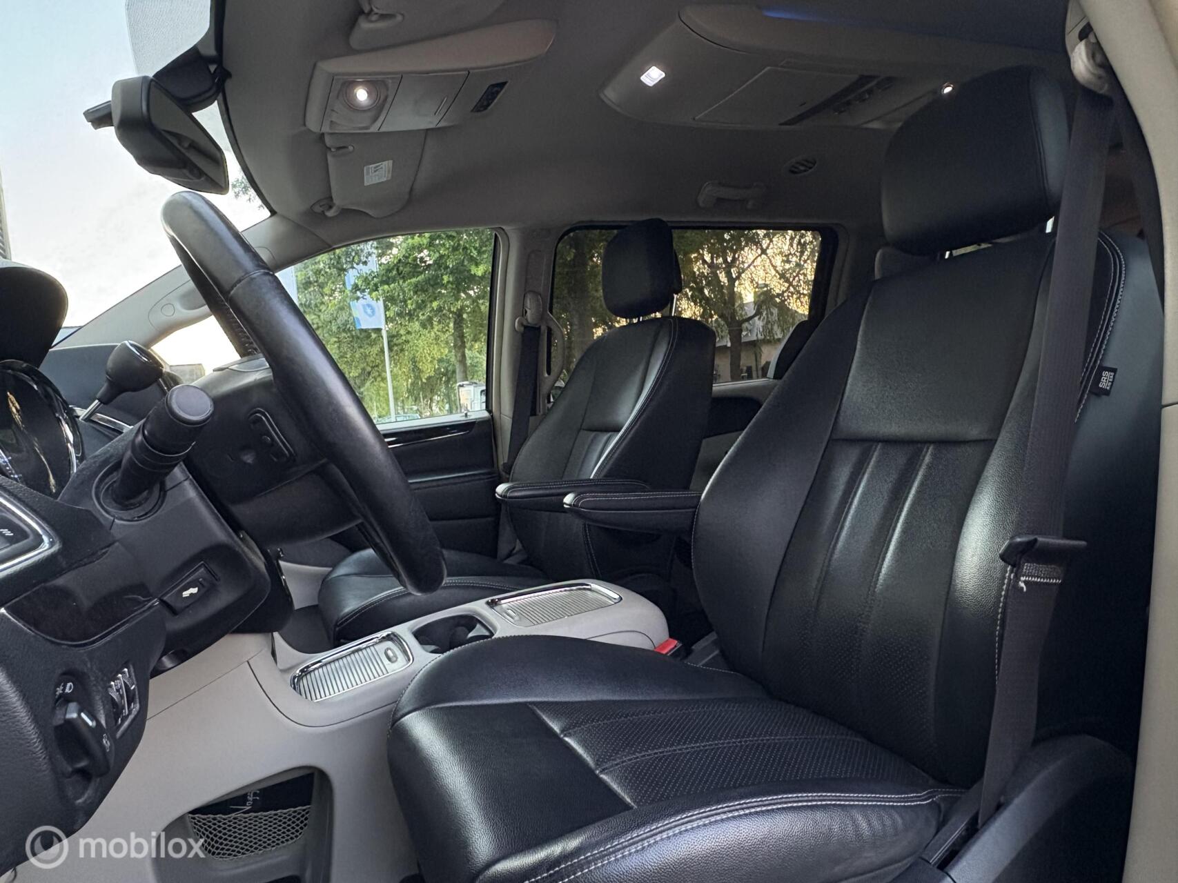 Foto van Lancia Voyager