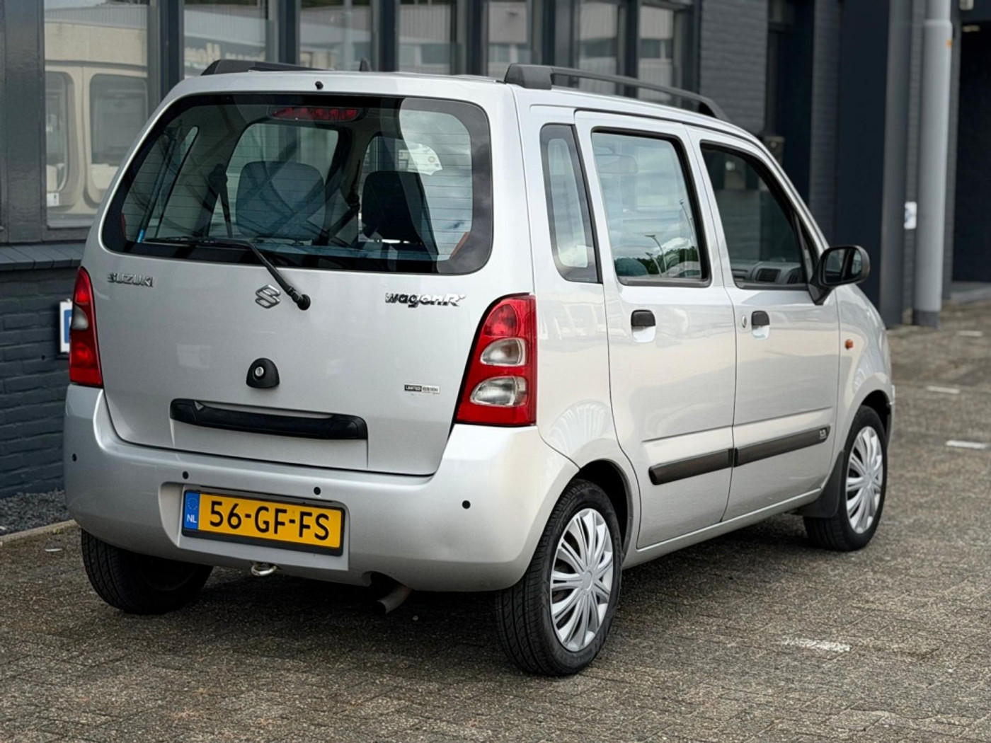 Foto van Suzuki Wagon R