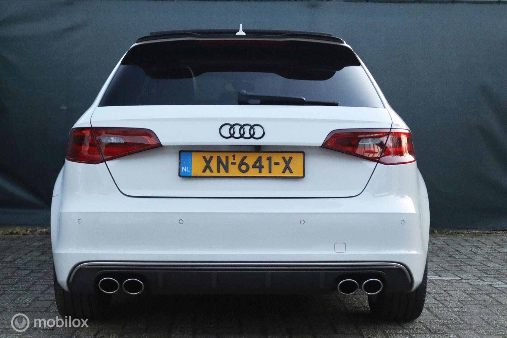 Foto van Audi S3 Sportback