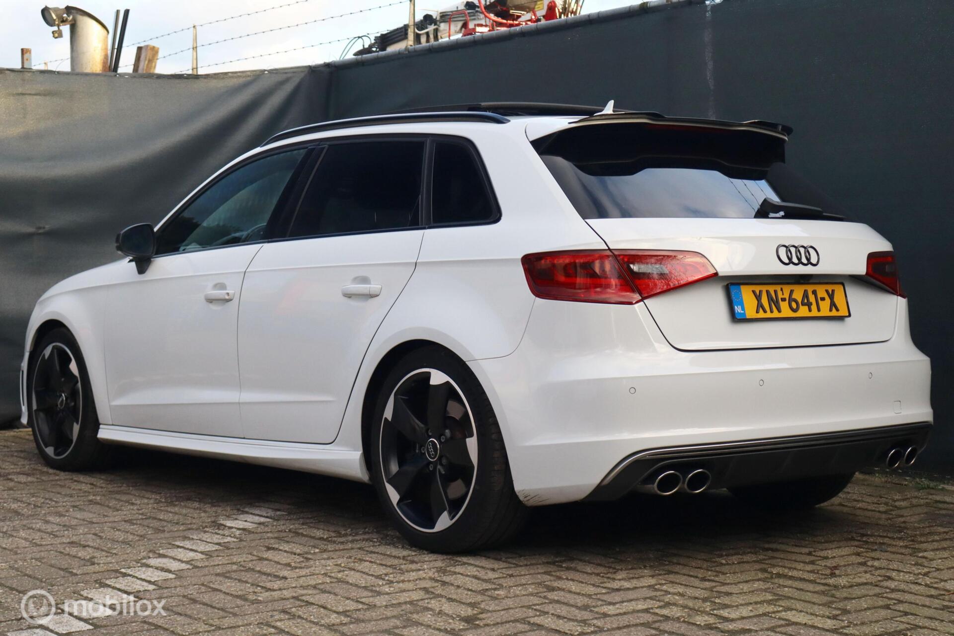Foto van Audi S3 Sportback