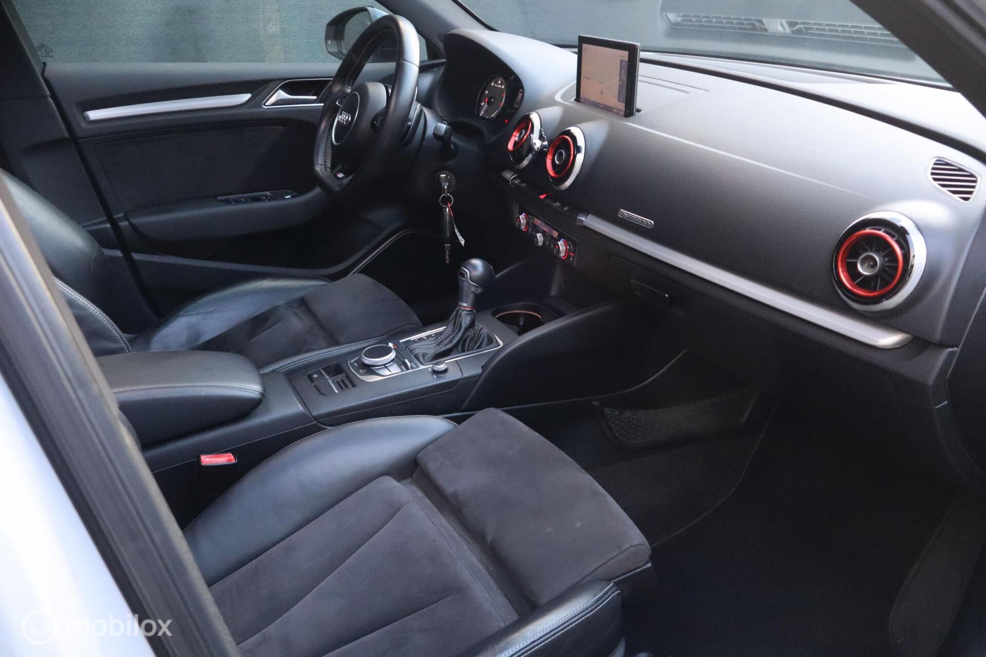 Foto van Audi S3 Sportback