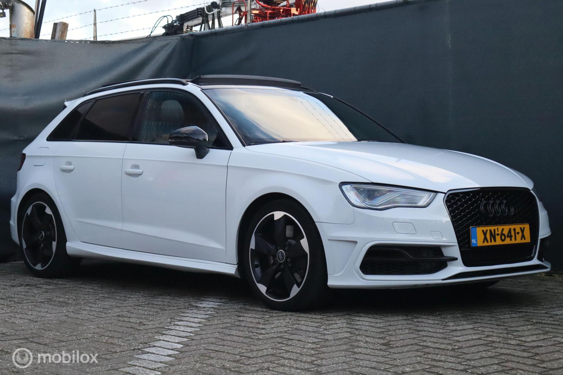 Foto van Audi S3 Sportback