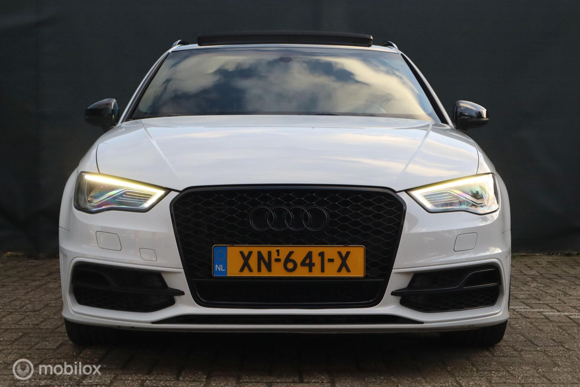 Foto van Audi S3 Sportback