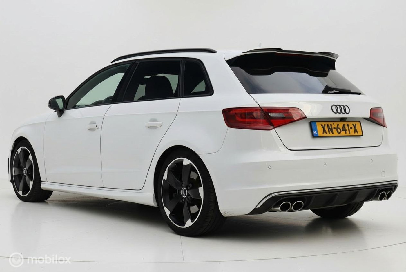 Foto van Audi S3 Sportback