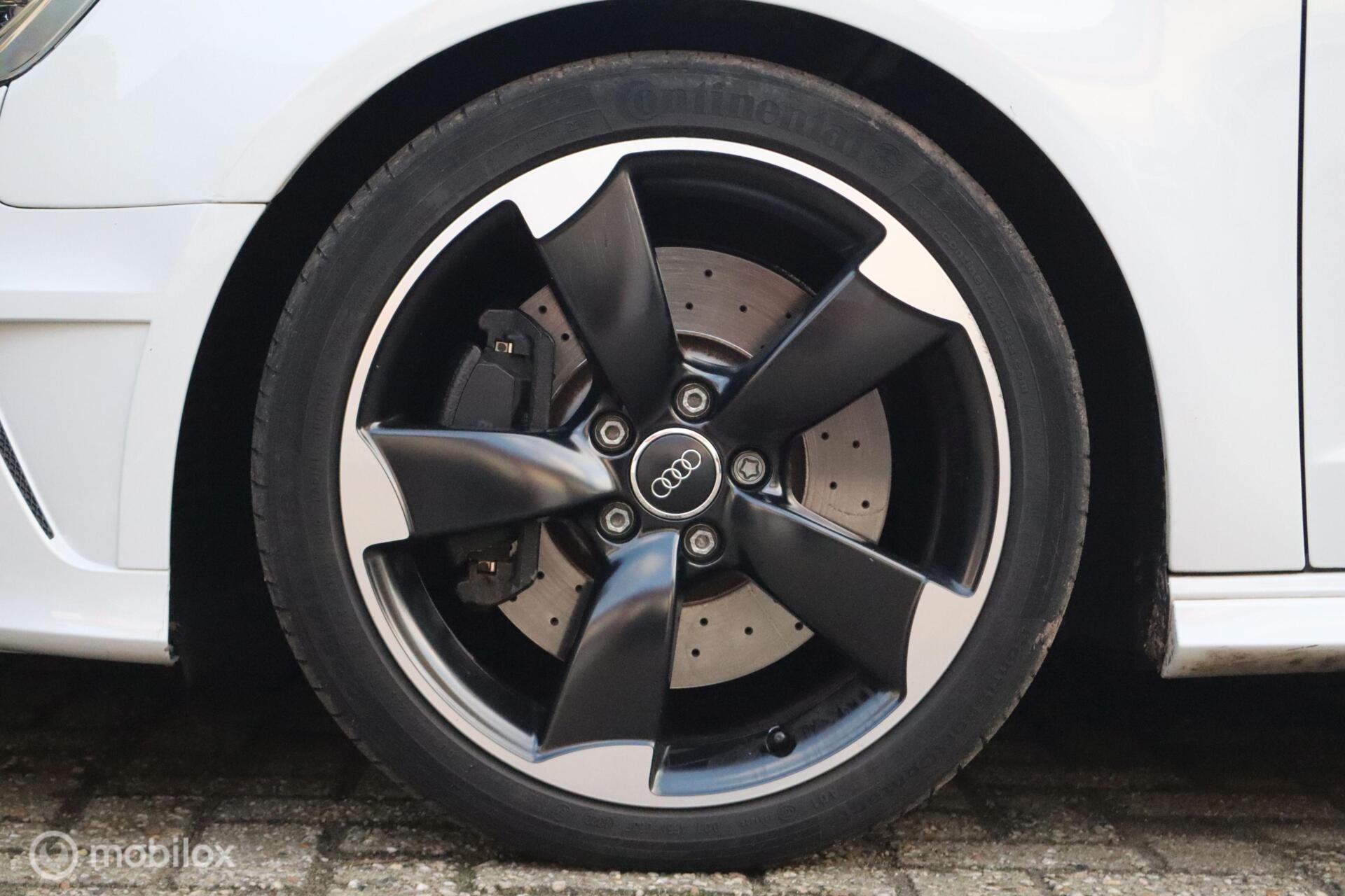 Foto van Audi S3 Sportback