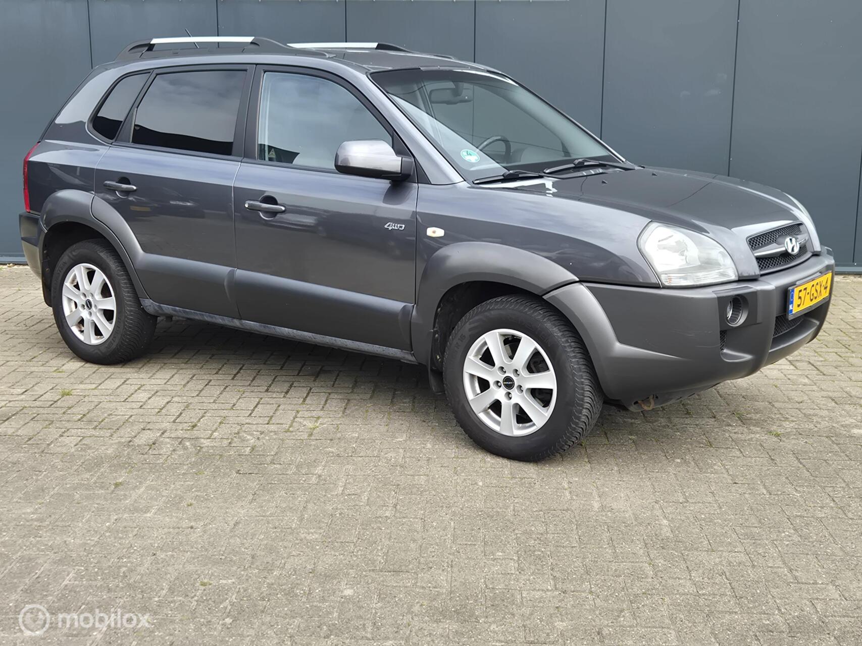 Hyundai Tucson 2.7i V6 4WD Style?€5699,-?AUTOMAAT-LEER-4X4-TREKHAAK 2008 - voorkant