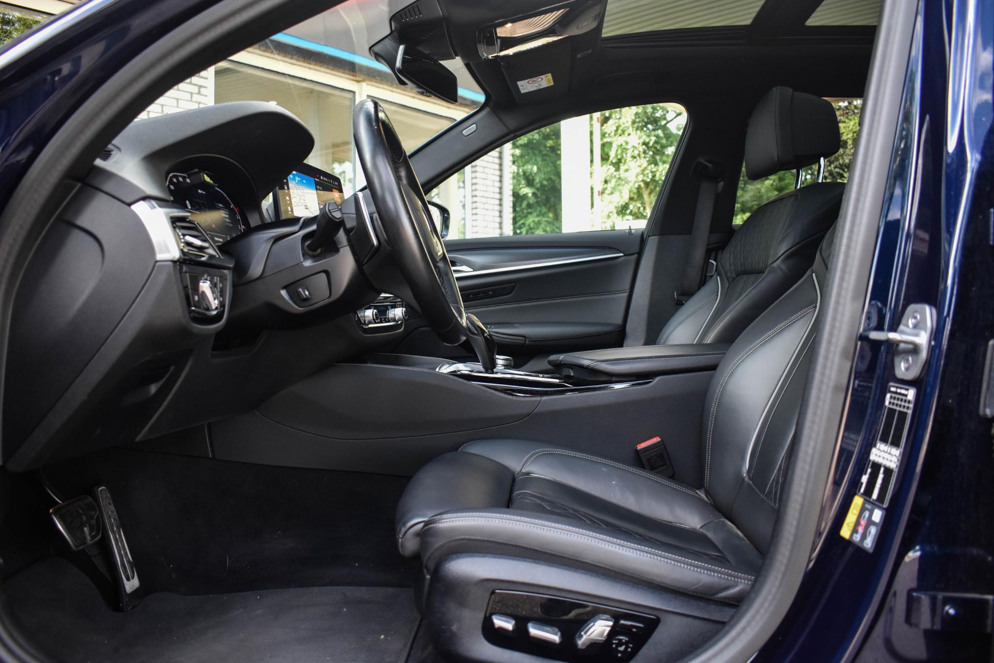Foto van BMW 530e