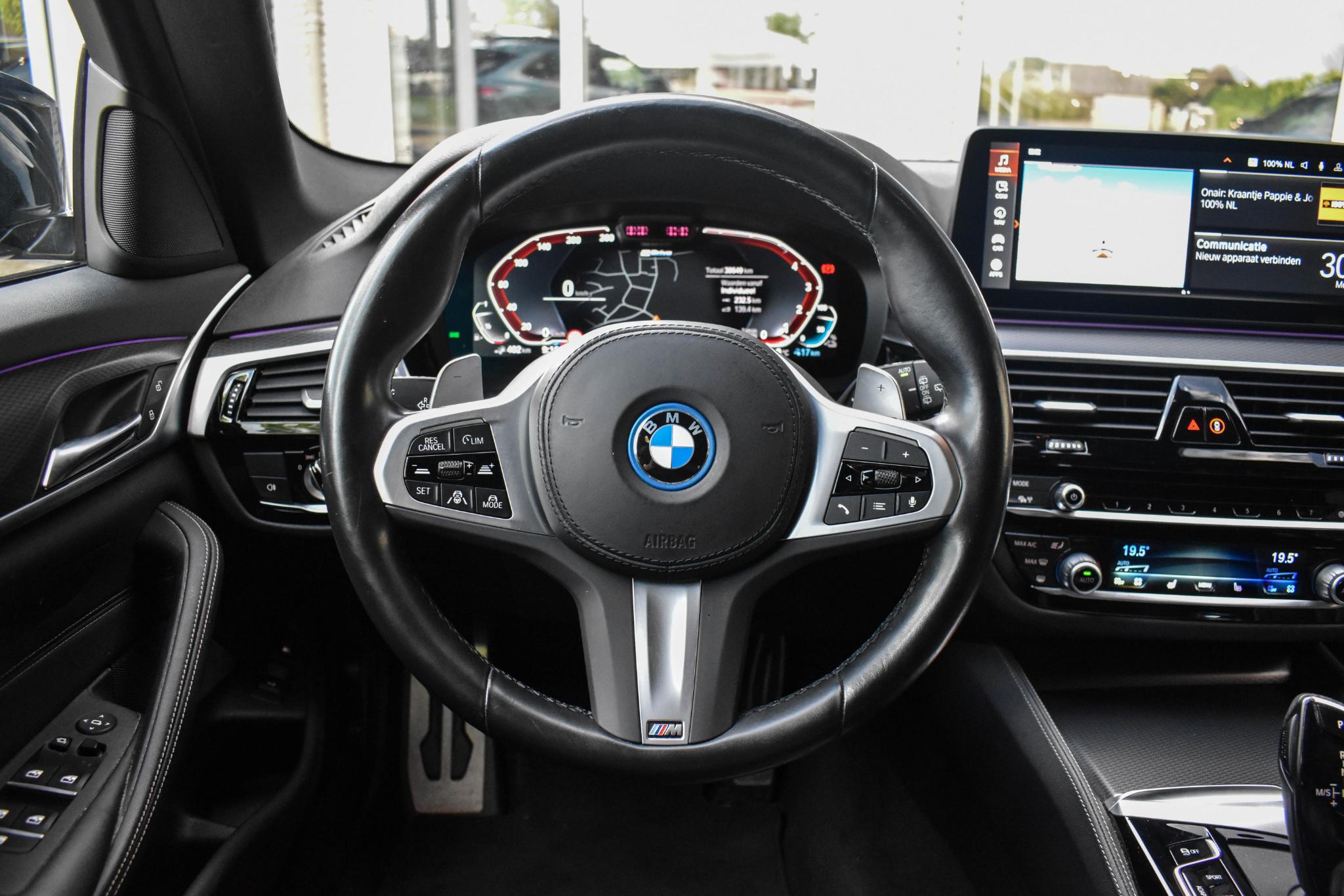 Foto van BMW 530e