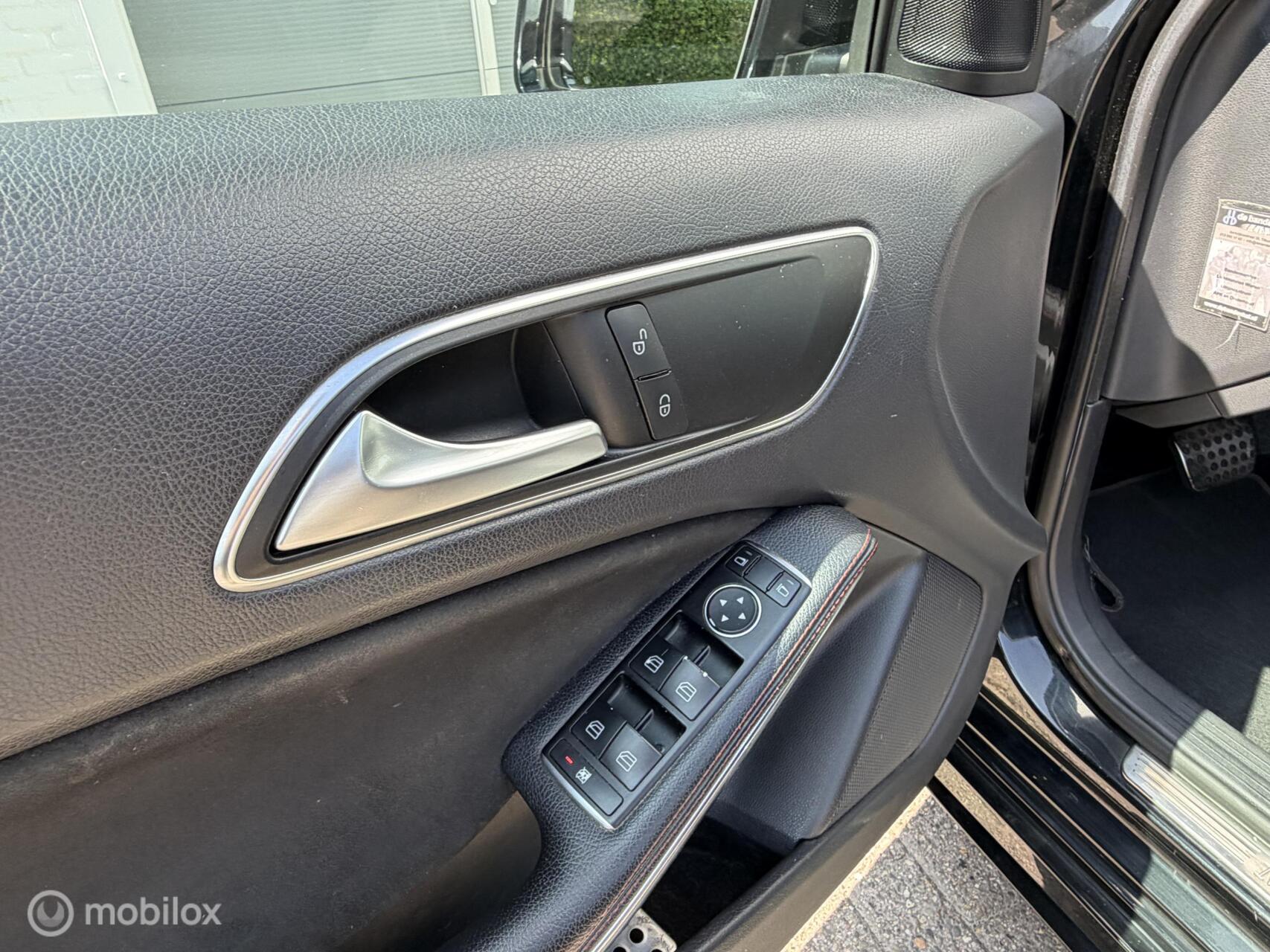 Foto van Mercedes-Benz A 180