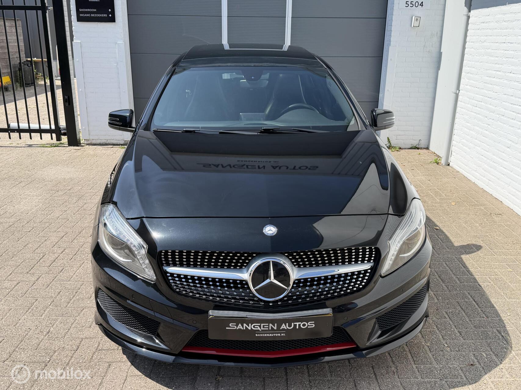 Foto van Mercedes-Benz A 180