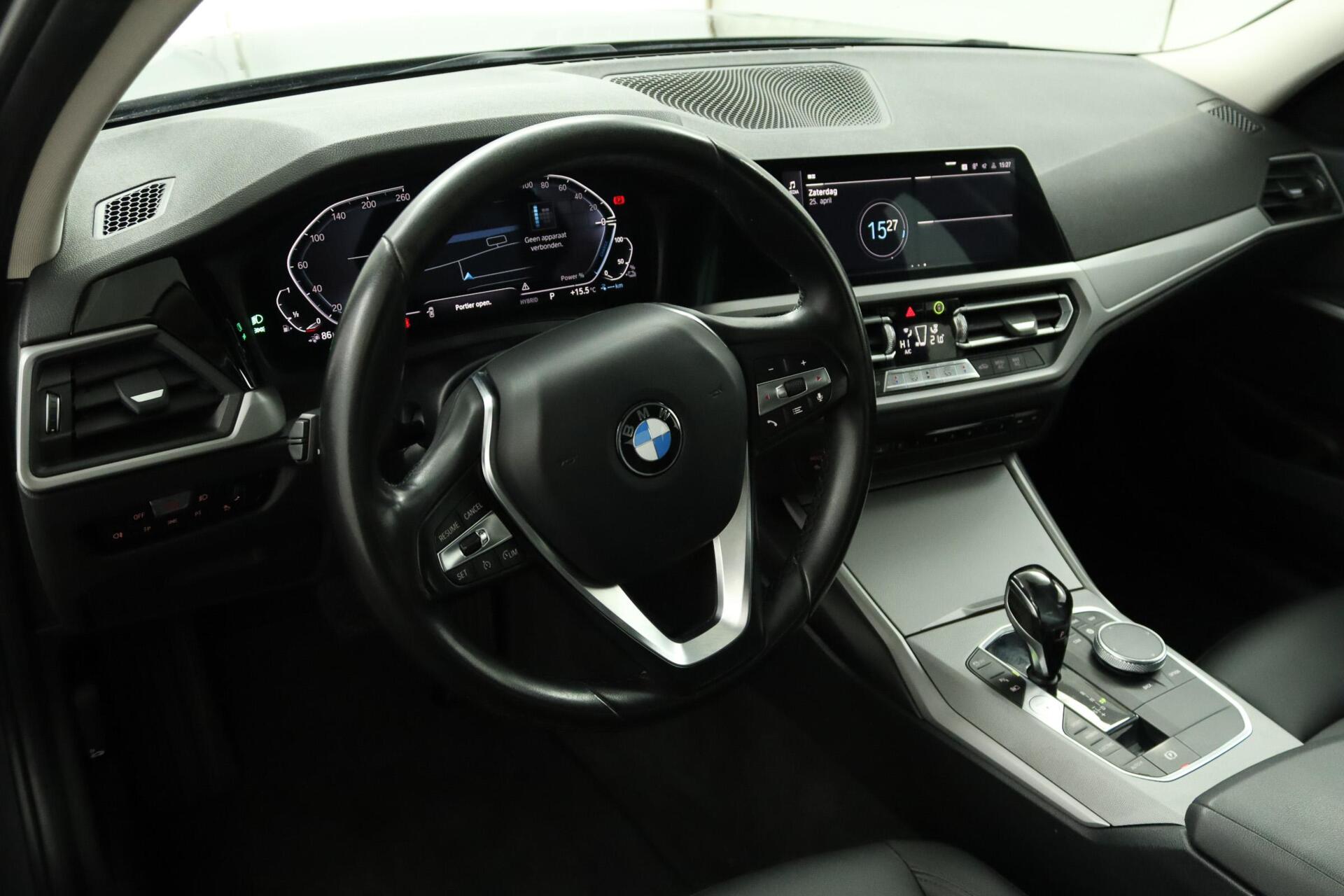 Foto van BMW 330e