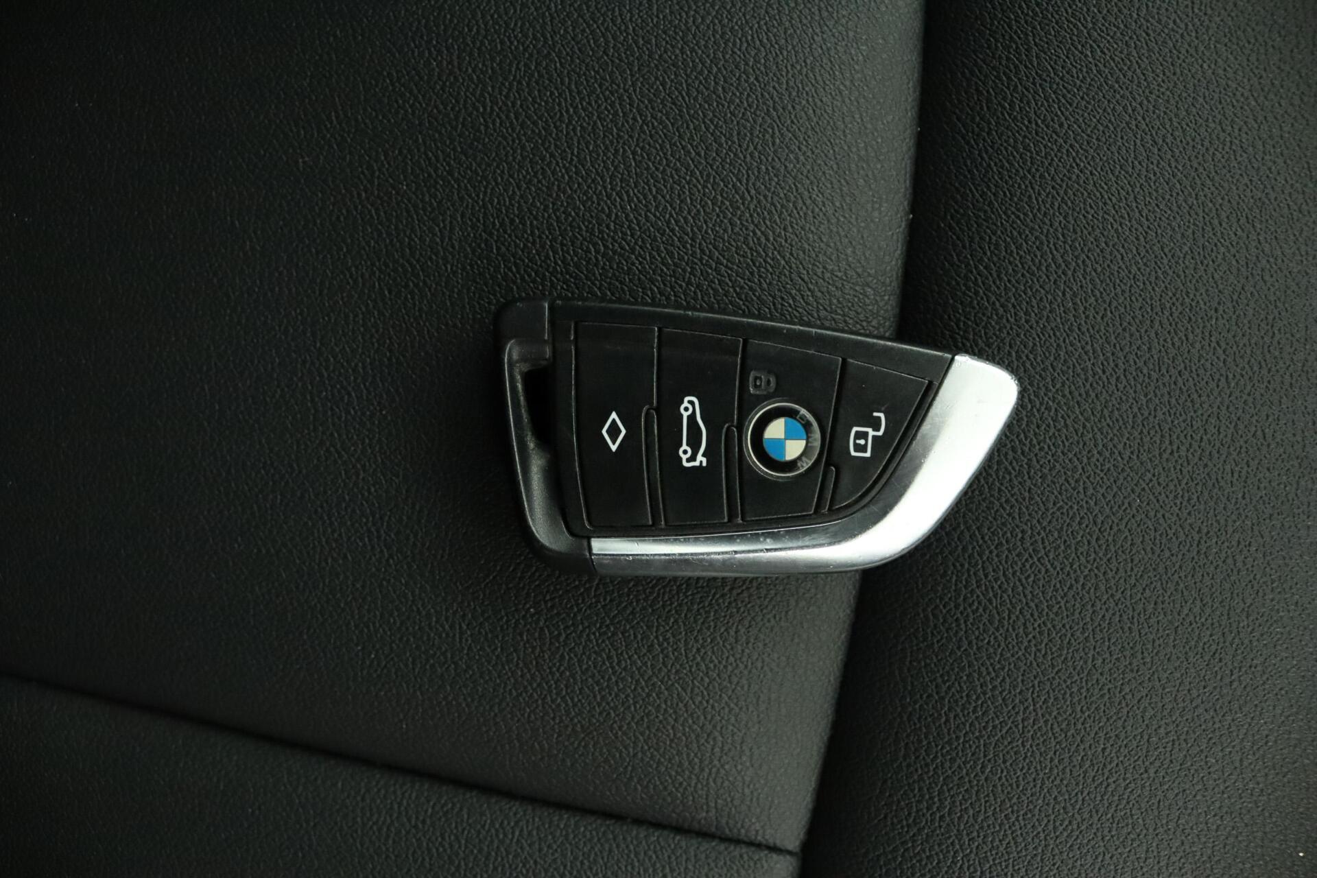 Foto van BMW 330e