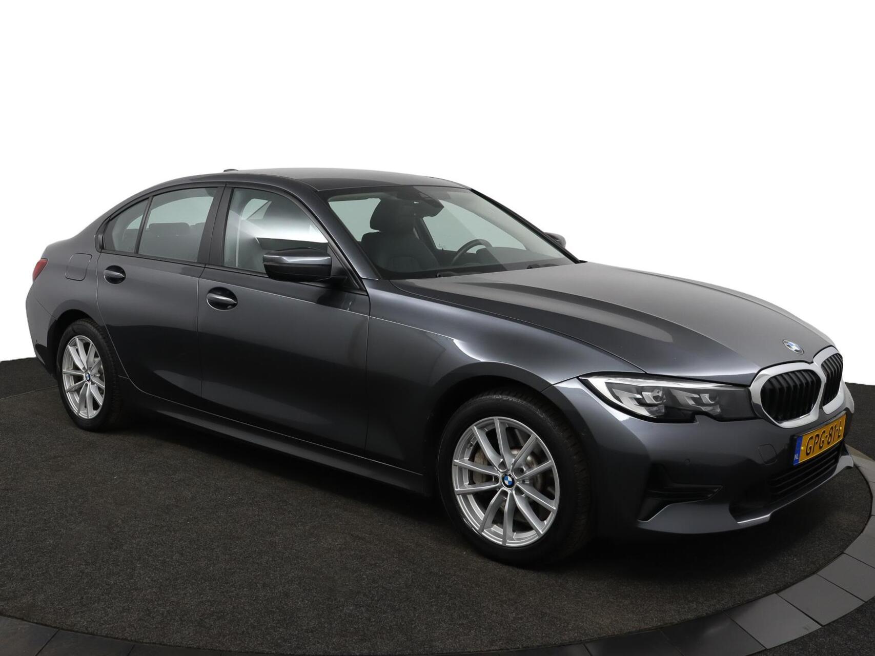 Foto van BMW 330e