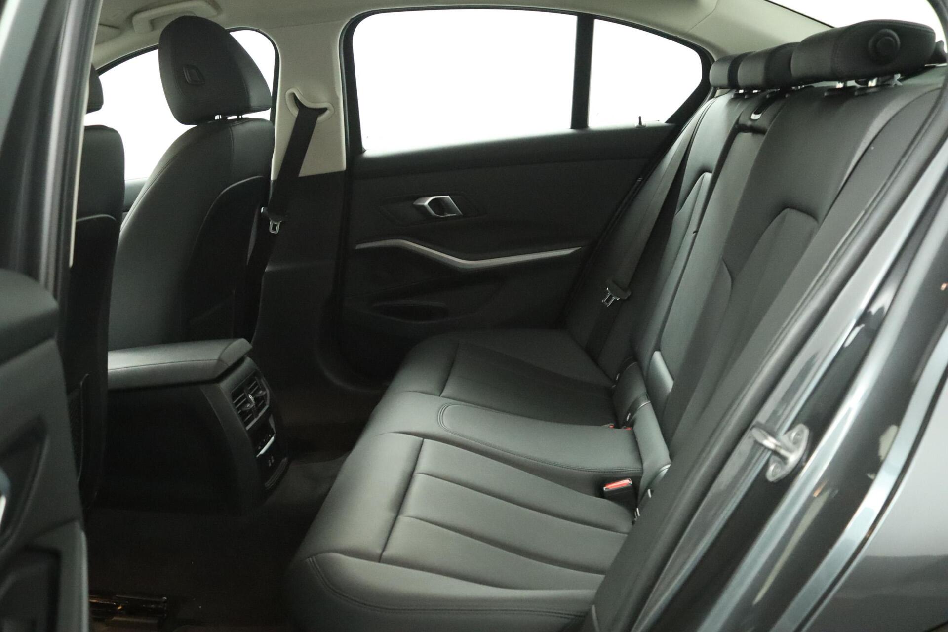 Foto van BMW 330e