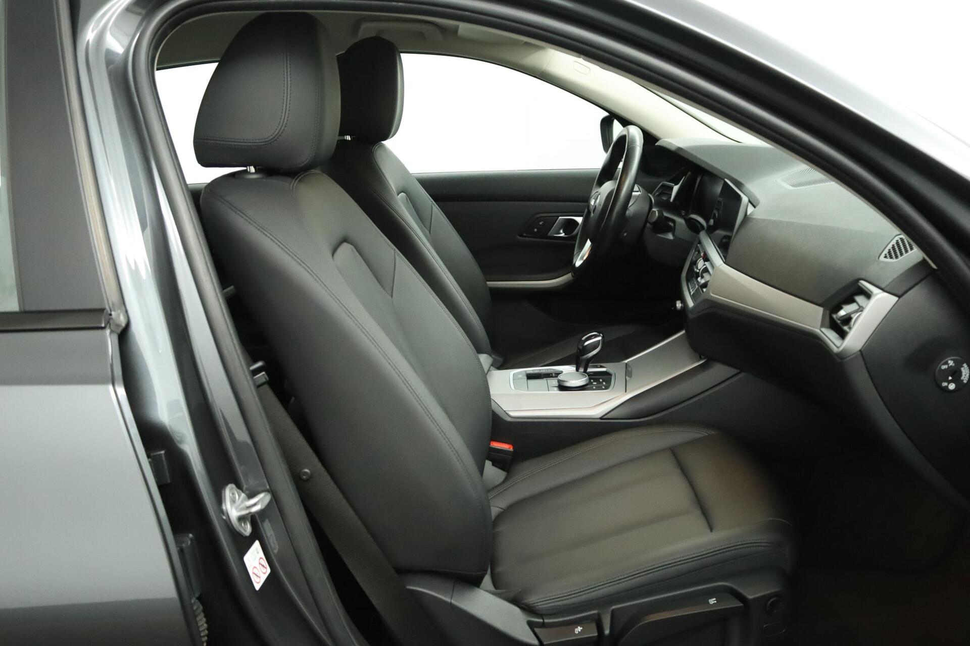 Foto van BMW 330e