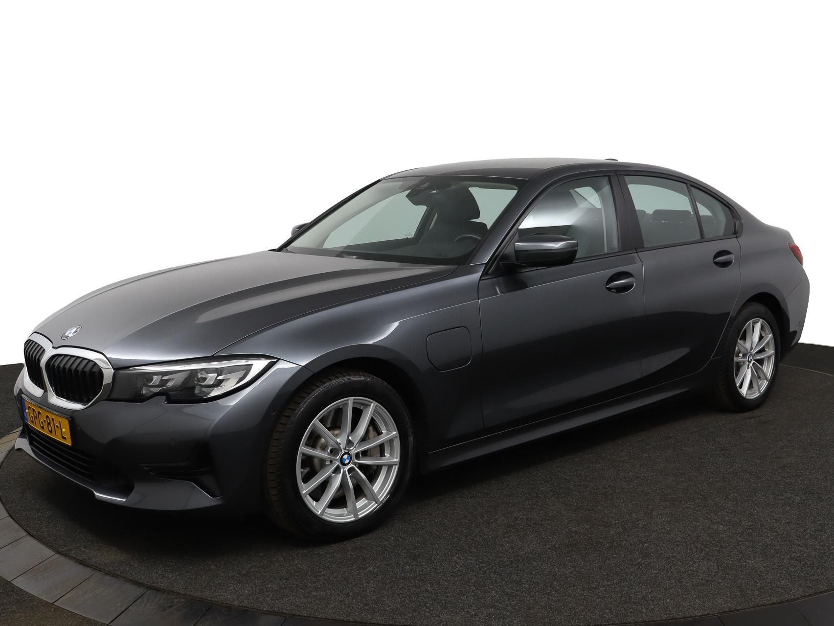 Foto van BMW 330e