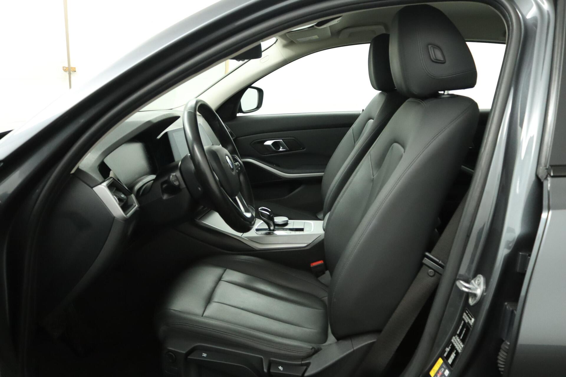 Foto van BMW 330e