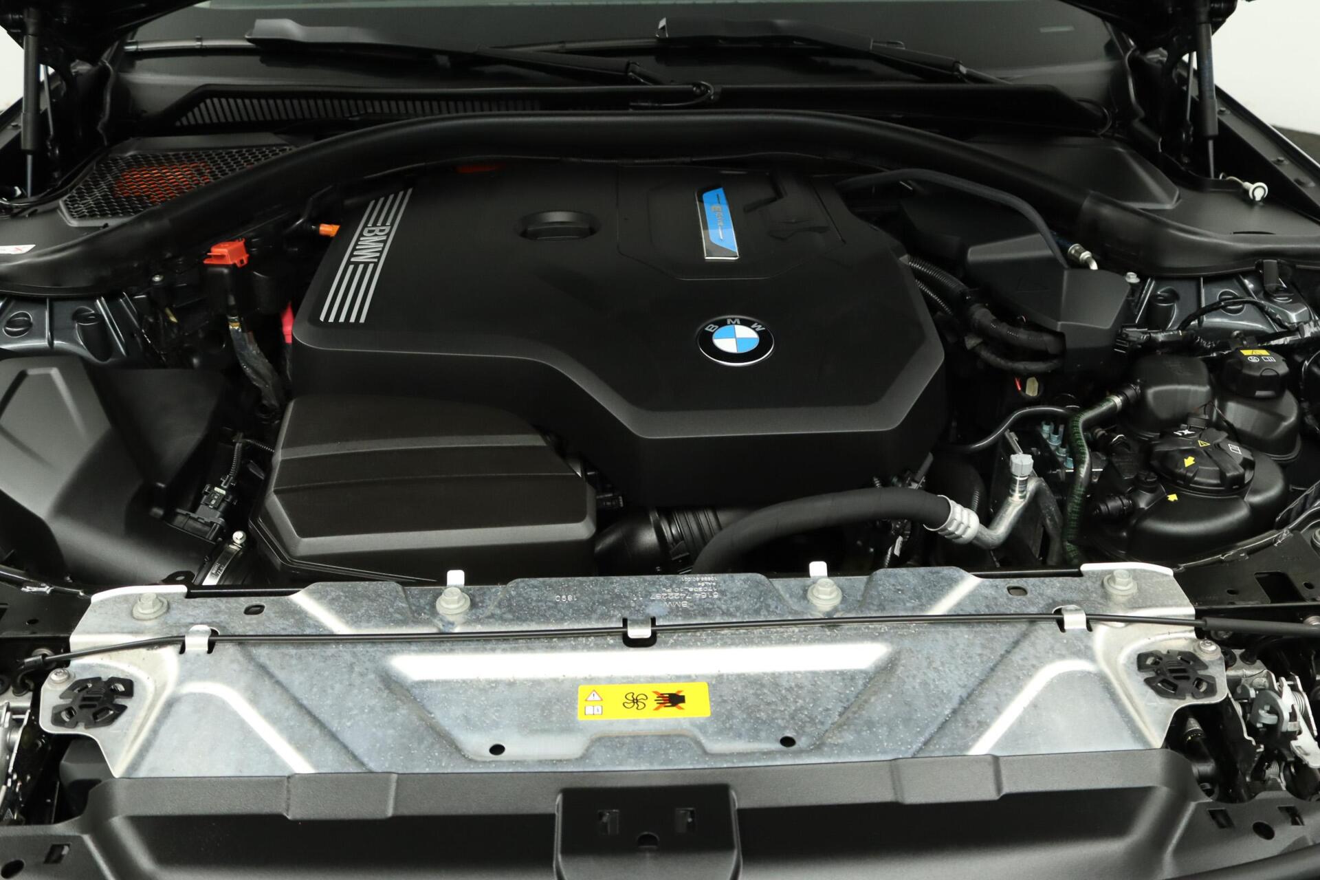 Foto van BMW 330e