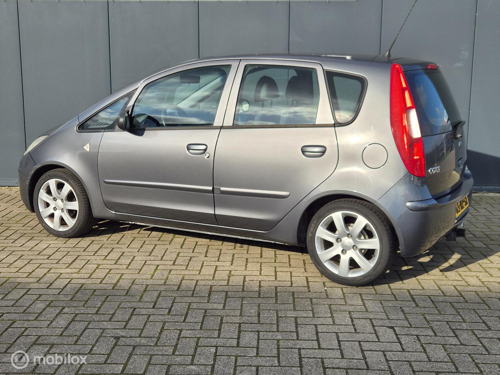 Foto van Mitsubishi Mitsubishi Colt