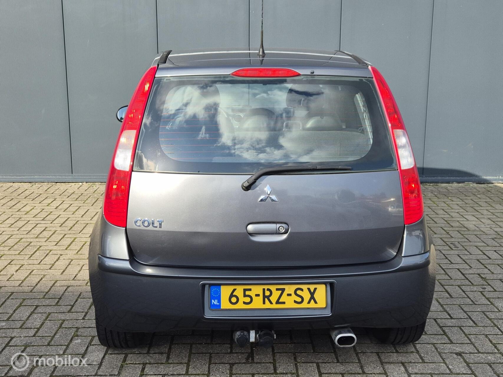 Foto van Mitsubishi Mitsubishi Colt