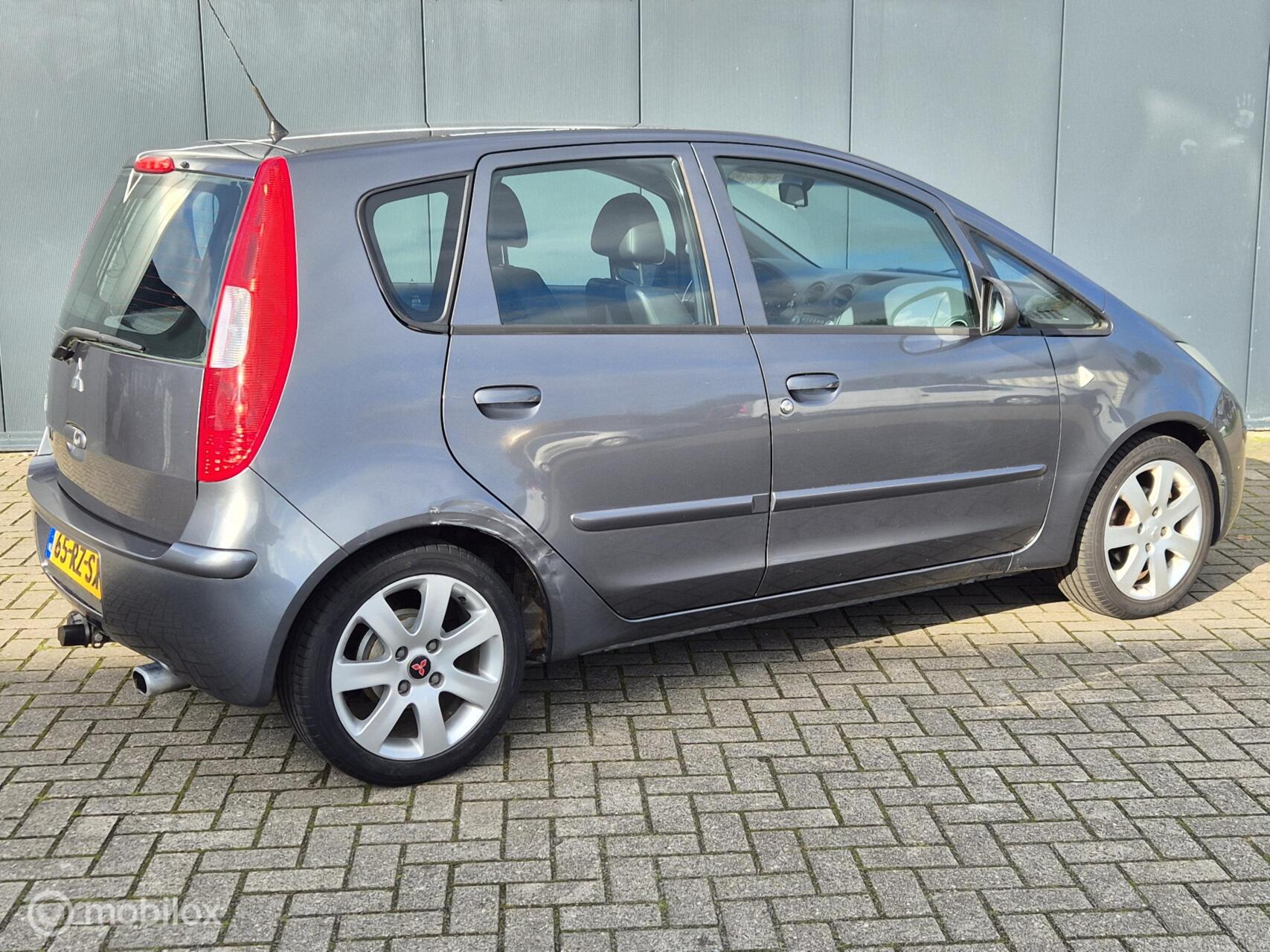 Foto van Mitsubishi Mitsubishi Colt