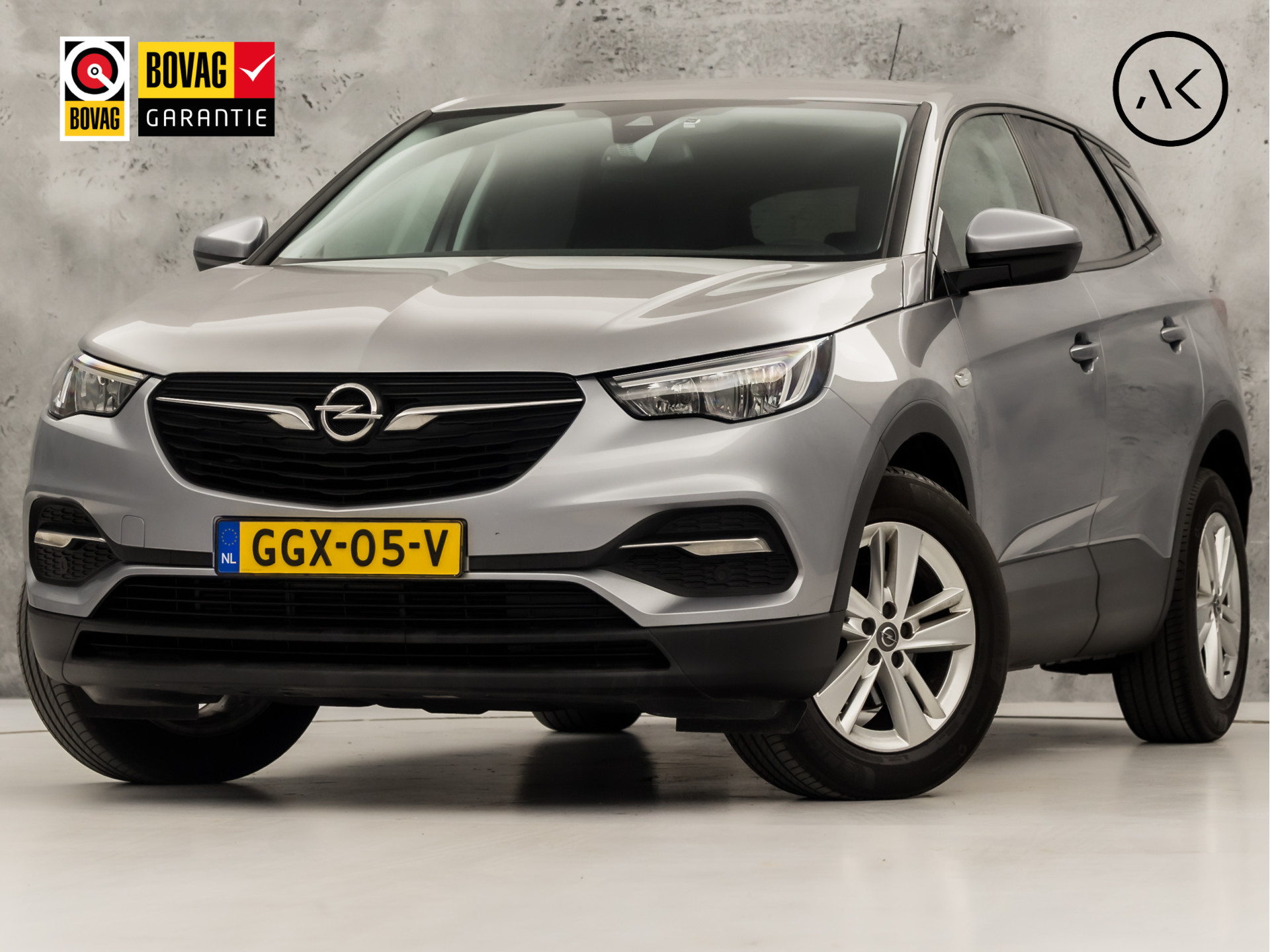 Opel Grandland X 1.2 Turbo Sport 2019 - voorkant