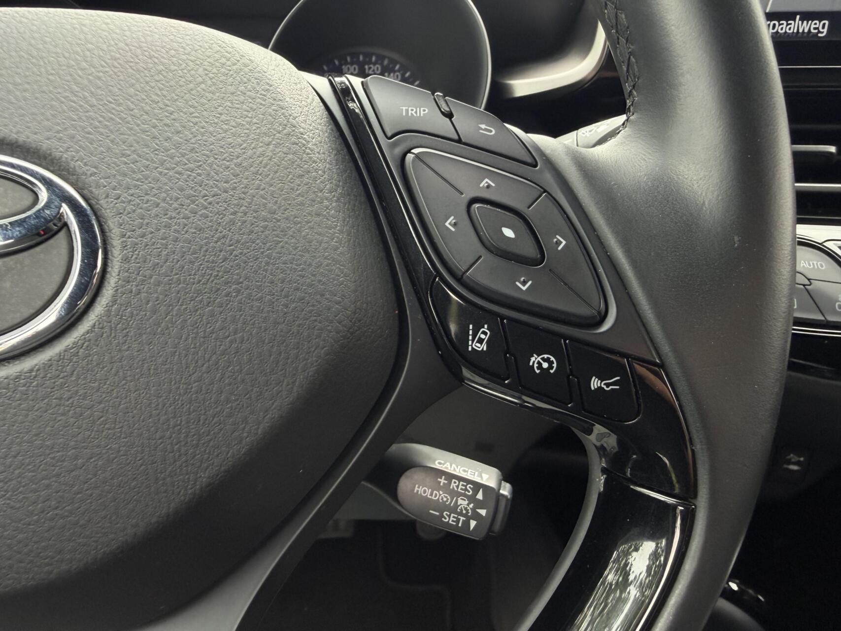 Foto van Toyota Toyota C-hr