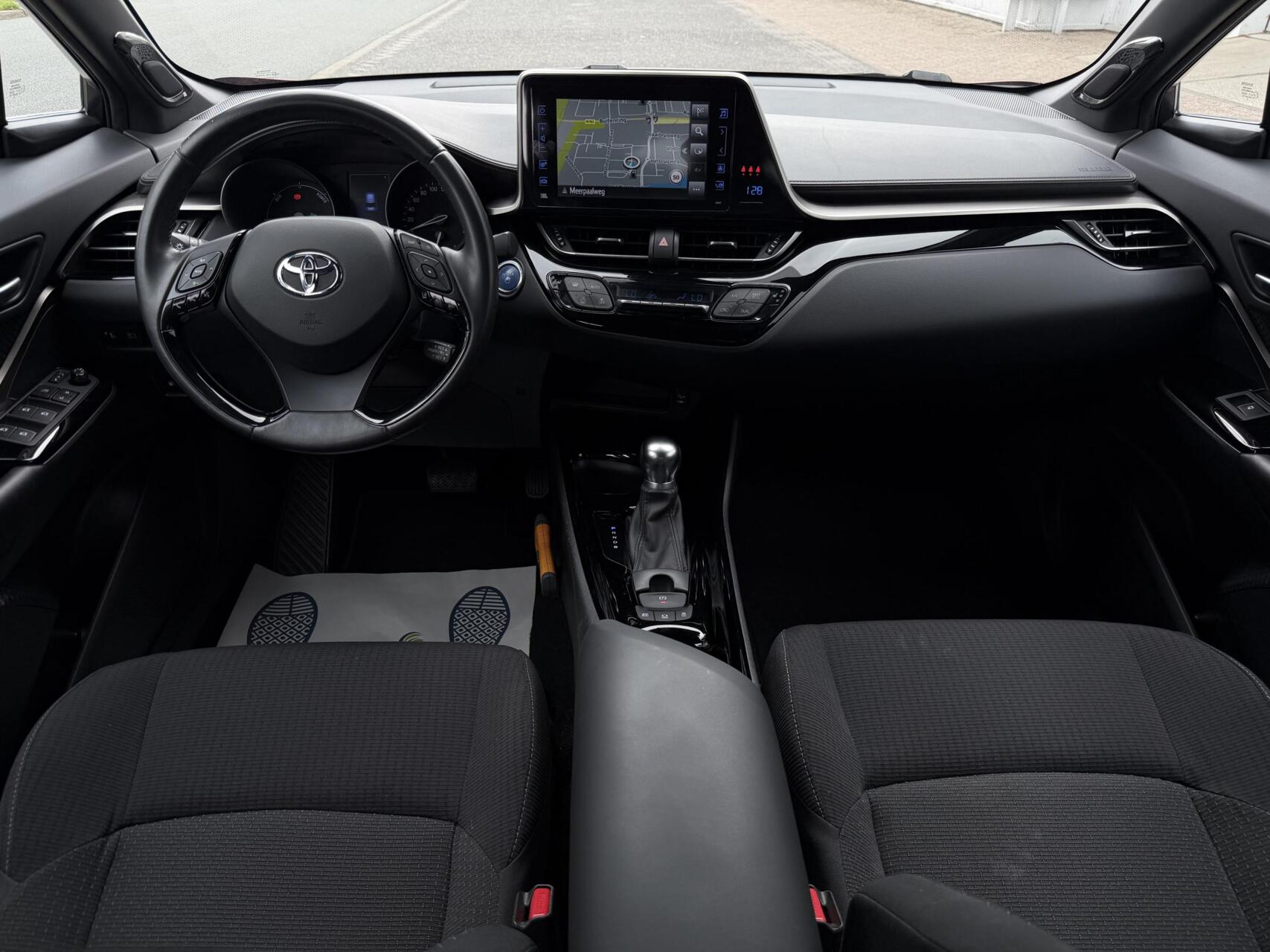 Foto van Toyota Toyota C-hr