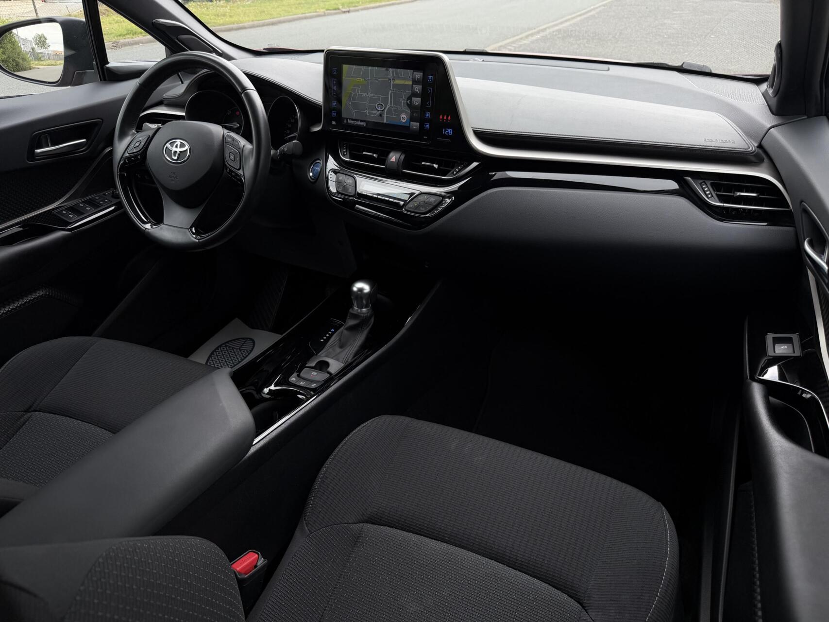 Foto van Toyota Toyota C-hr