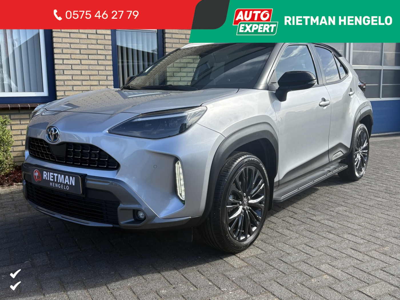 Toyota Yaris 1.5 Hybrid Adventure 2022 - voorkant