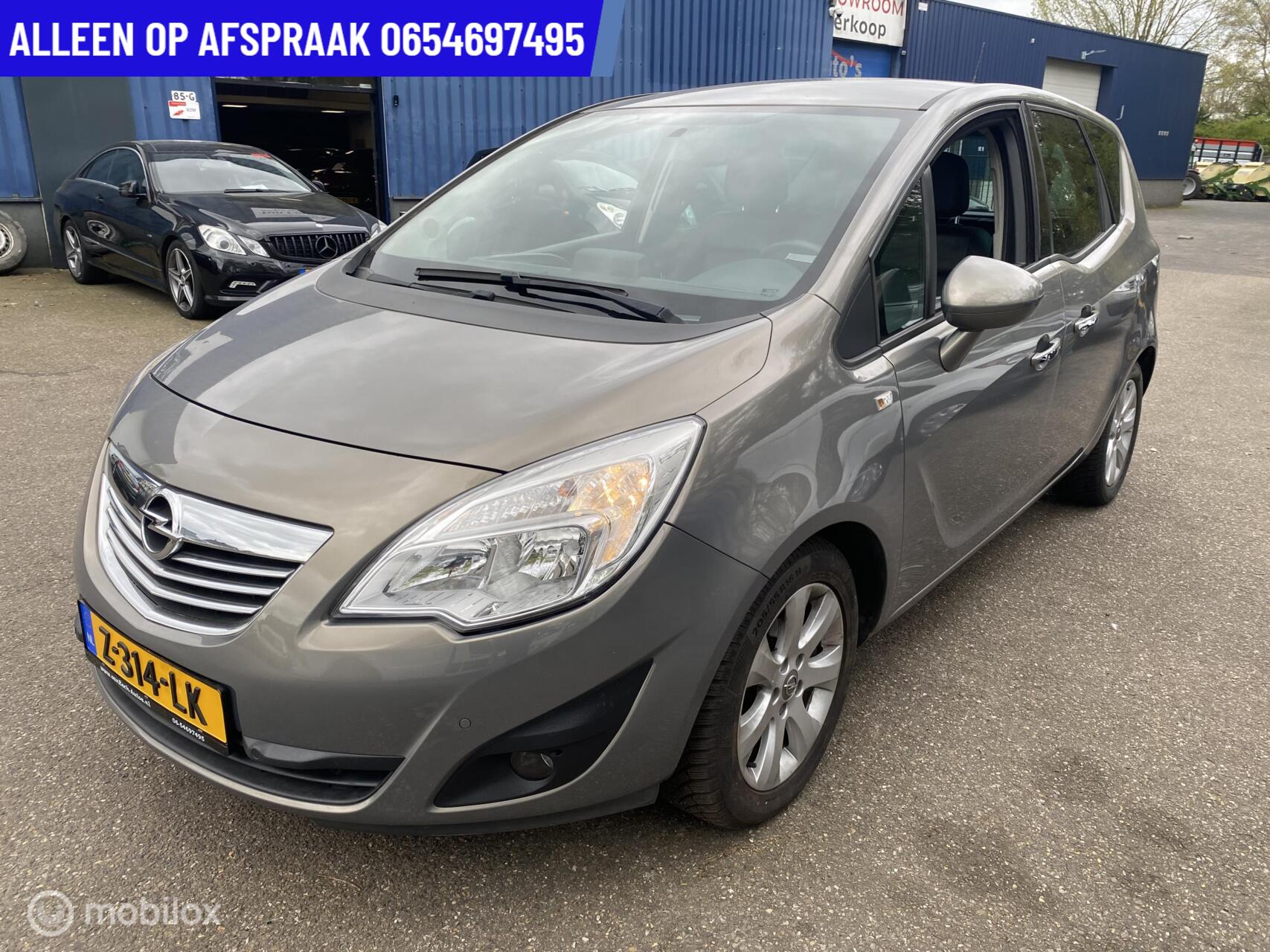 Opel Meriva 1.4 Cosmo 93.DKM LEDER ECC NAVI PDC CRUISE 2012 - voorkant