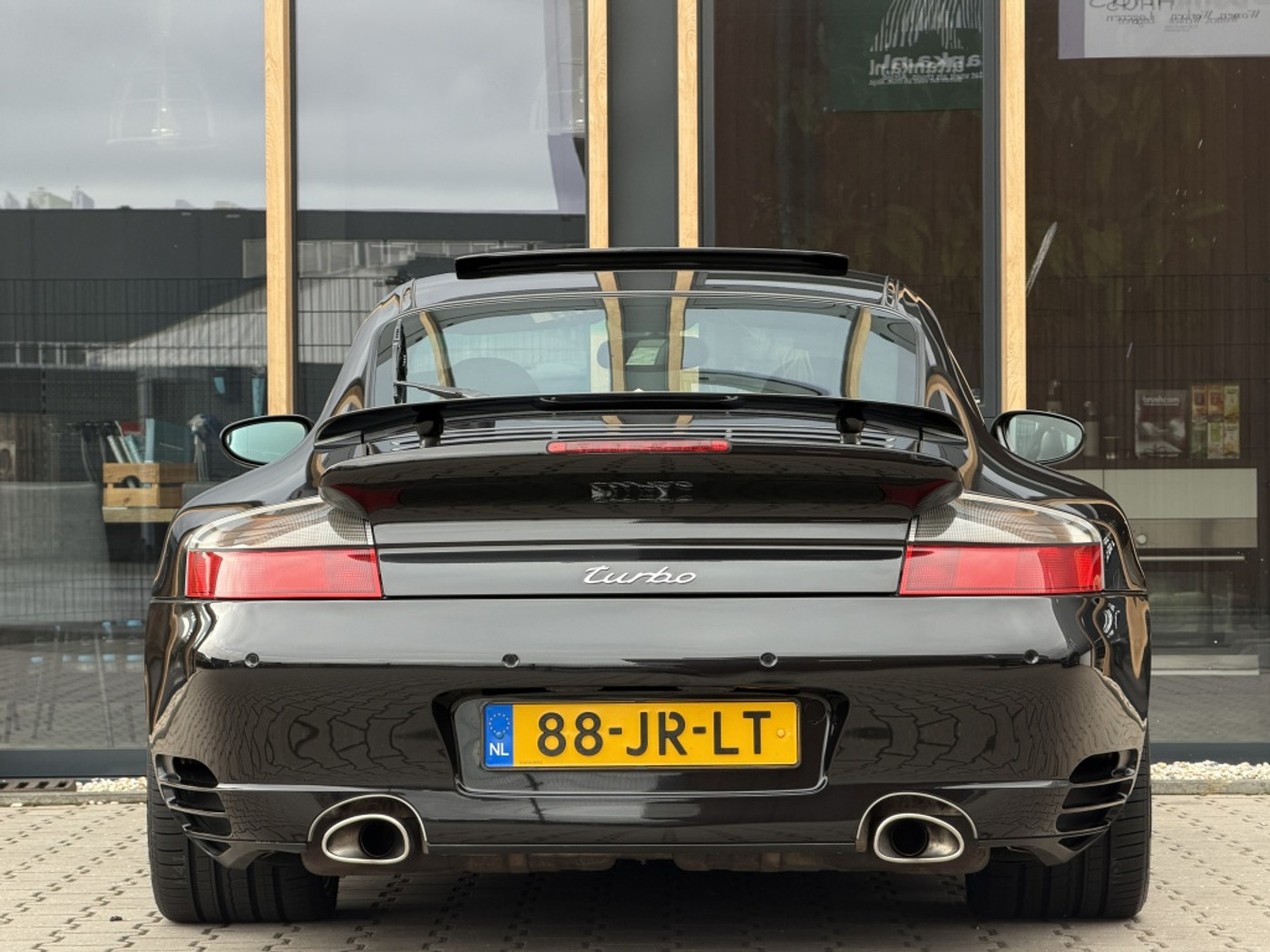 Foto van Porsche 911 Turbo