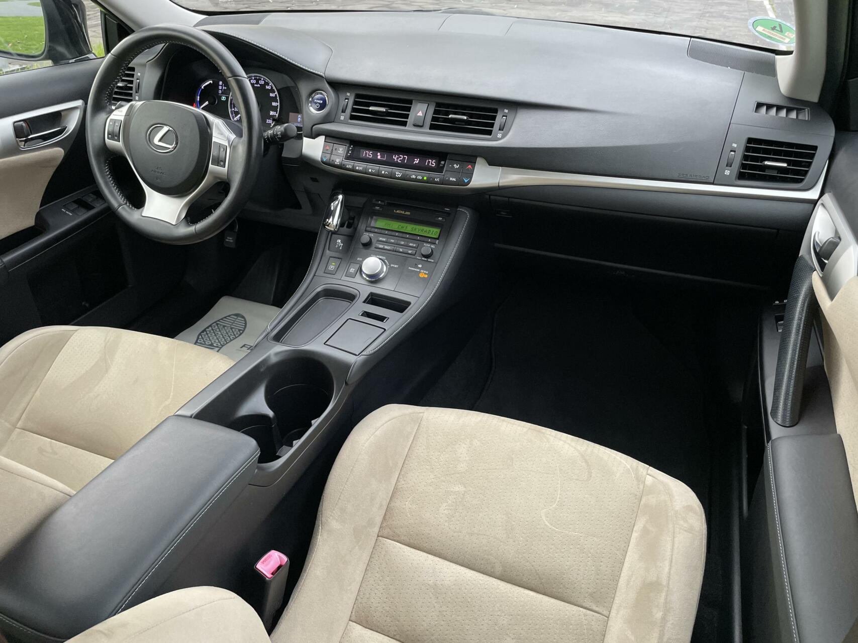 Foto van Lexus CT